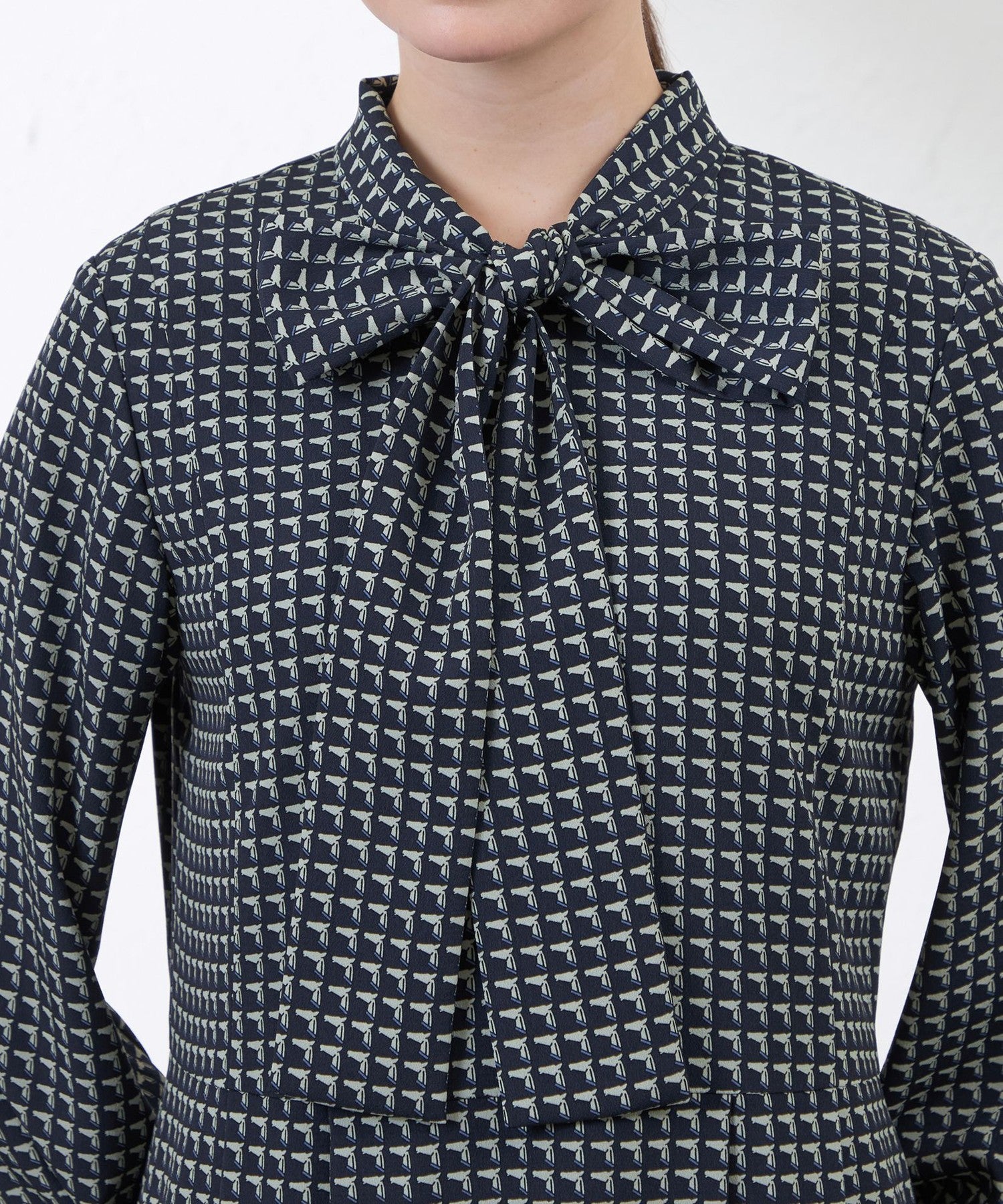 2231-V5J0463629__L,29,