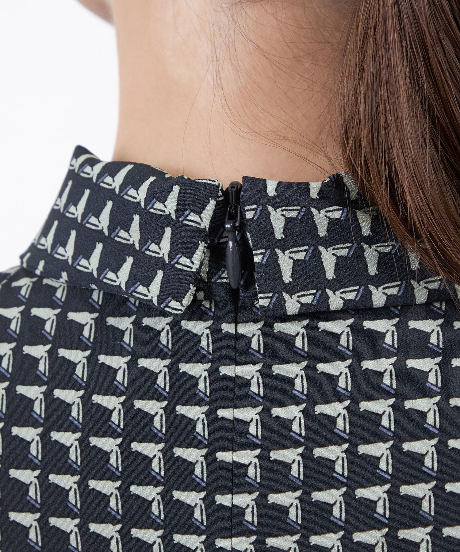 2231-V5J0463629__M,29,