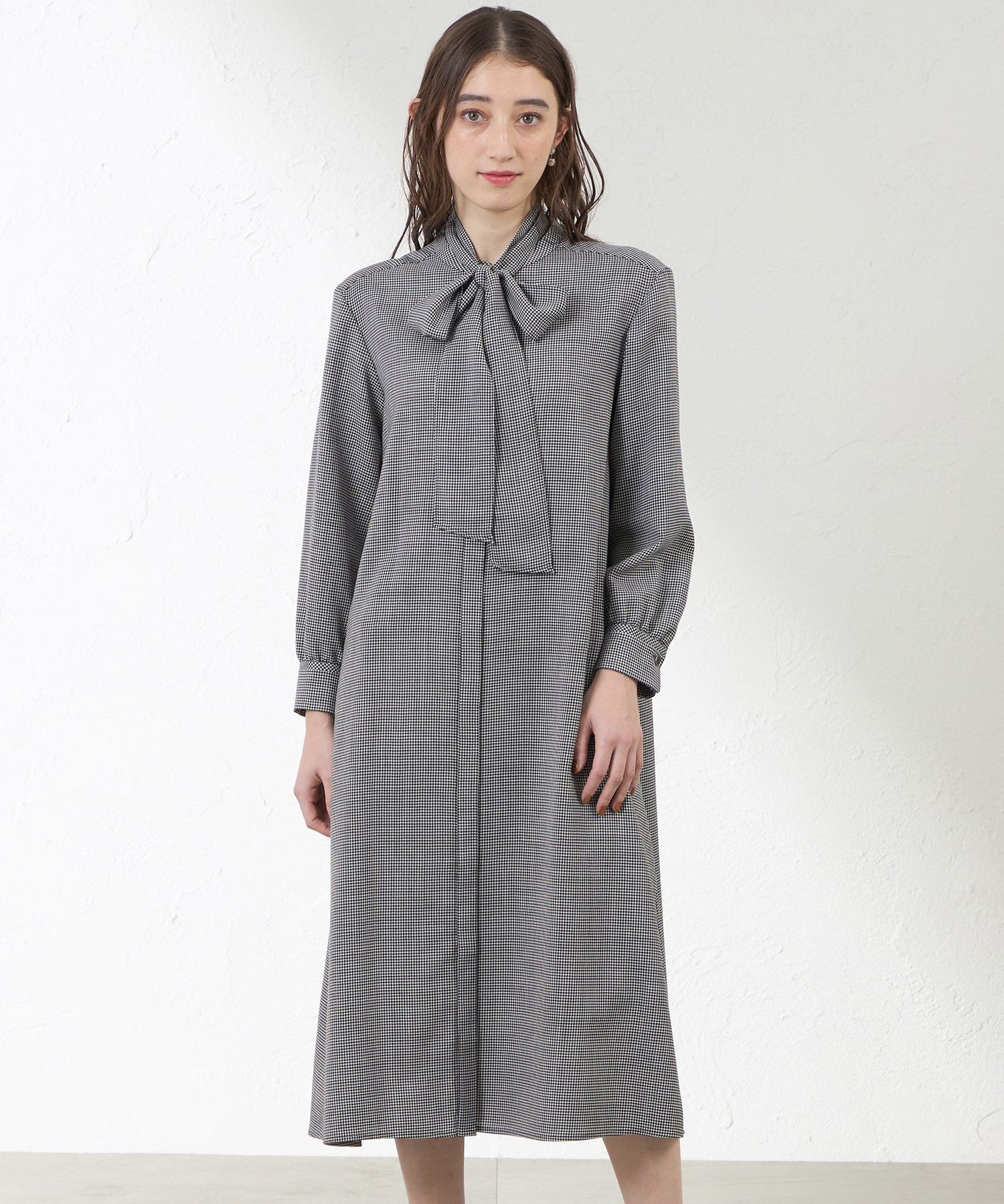 2231-V5J1064006__,06,モデル身長164cm 着用サイズ：38