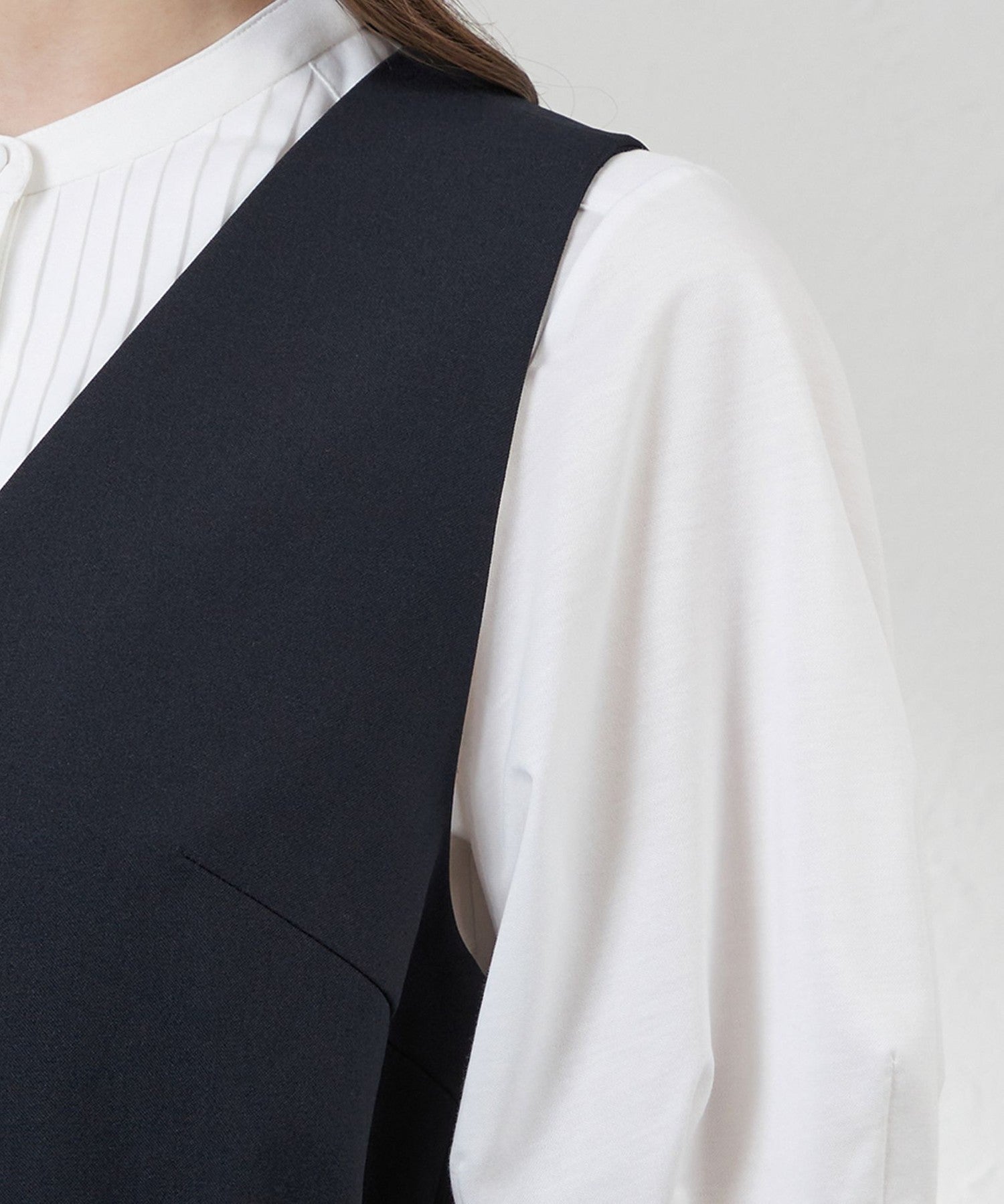 2231-V5J1530529__N,29,