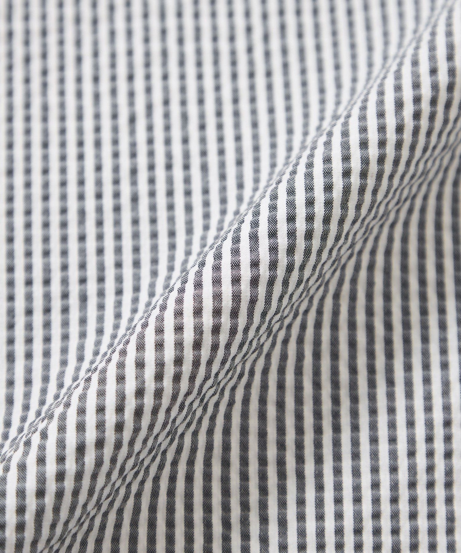2231-V5J1556828__R,28,