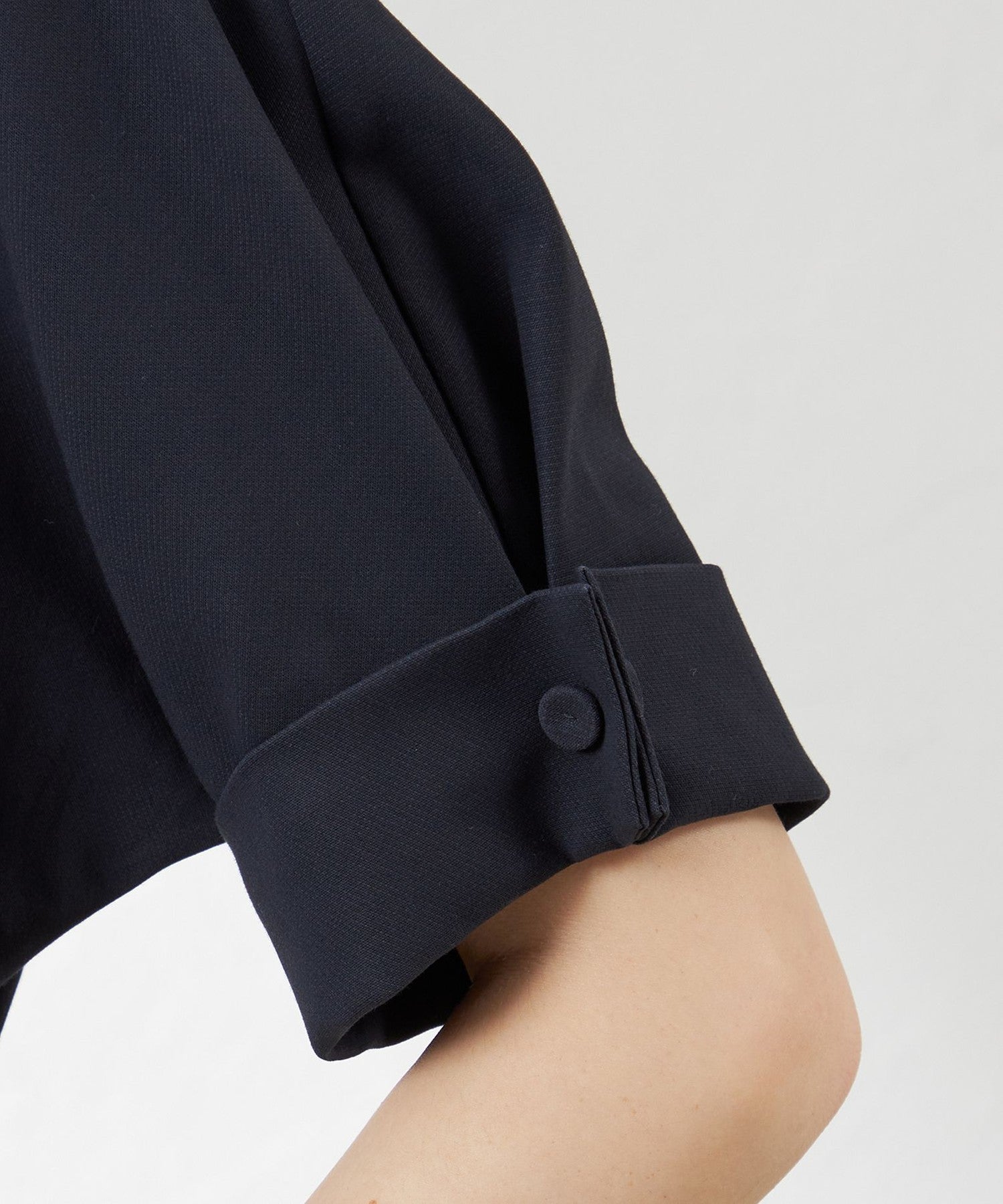 2231-V5J7441229__O,29,