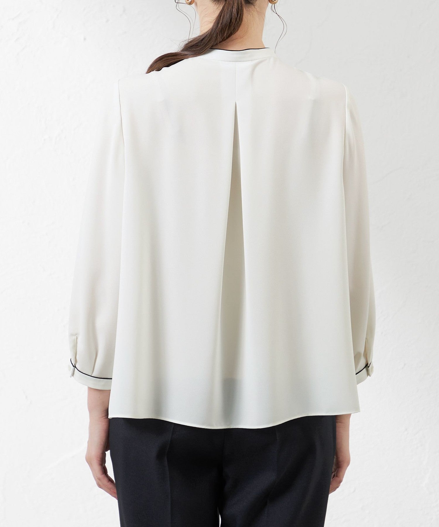 2231-V5M0239002__M,02,