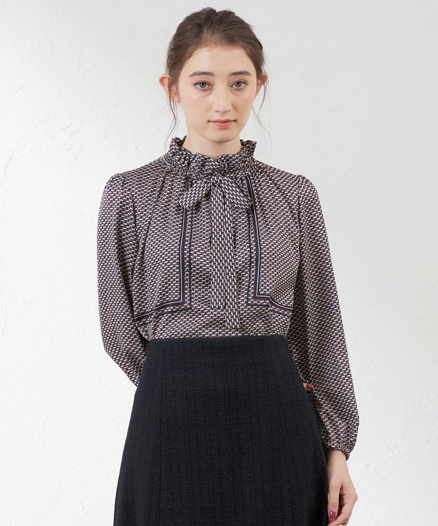 2231-V5M1343829__,29,モデル身長164cm 着用サイズ：38