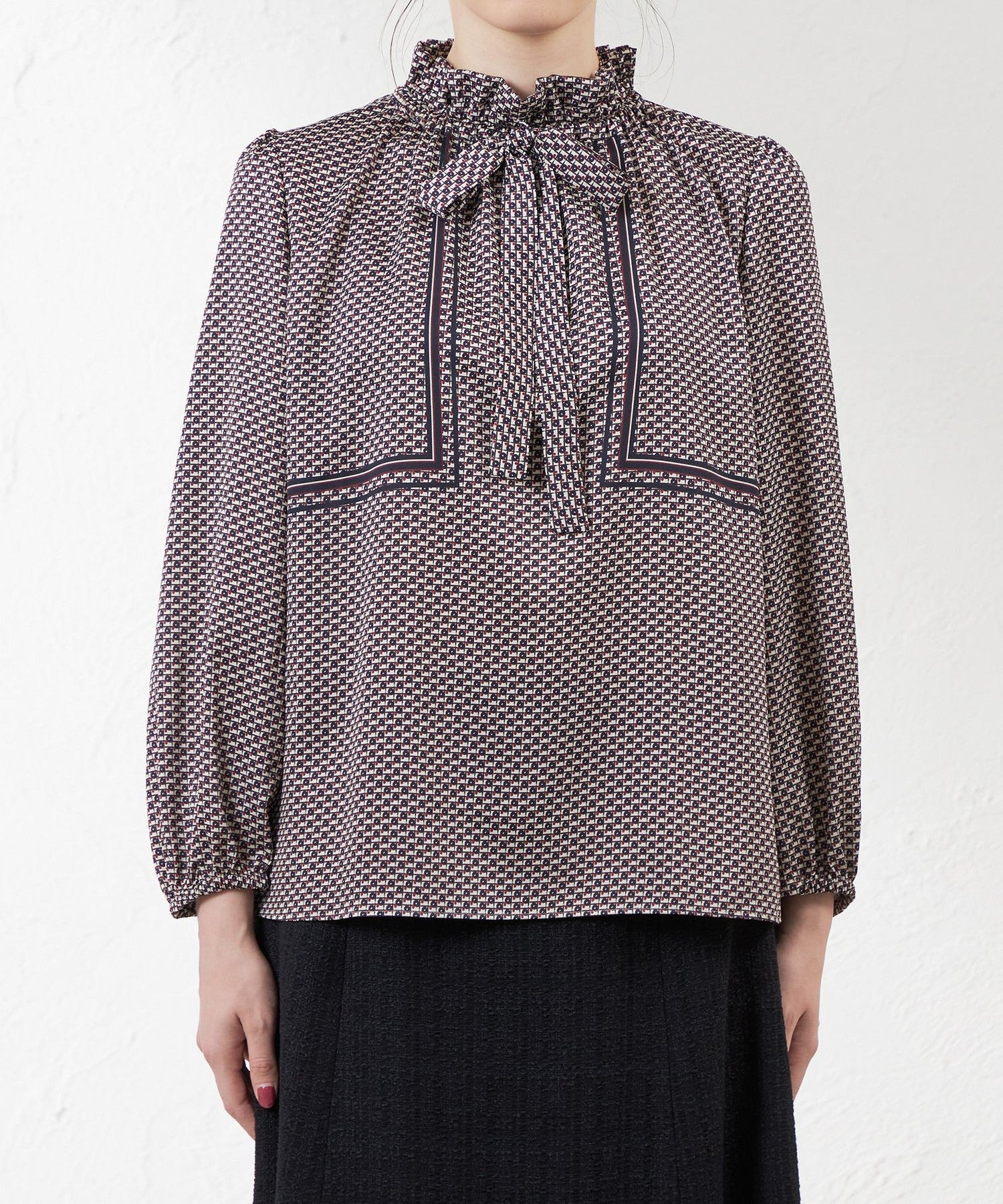 2231-V5M1343829__J,29,