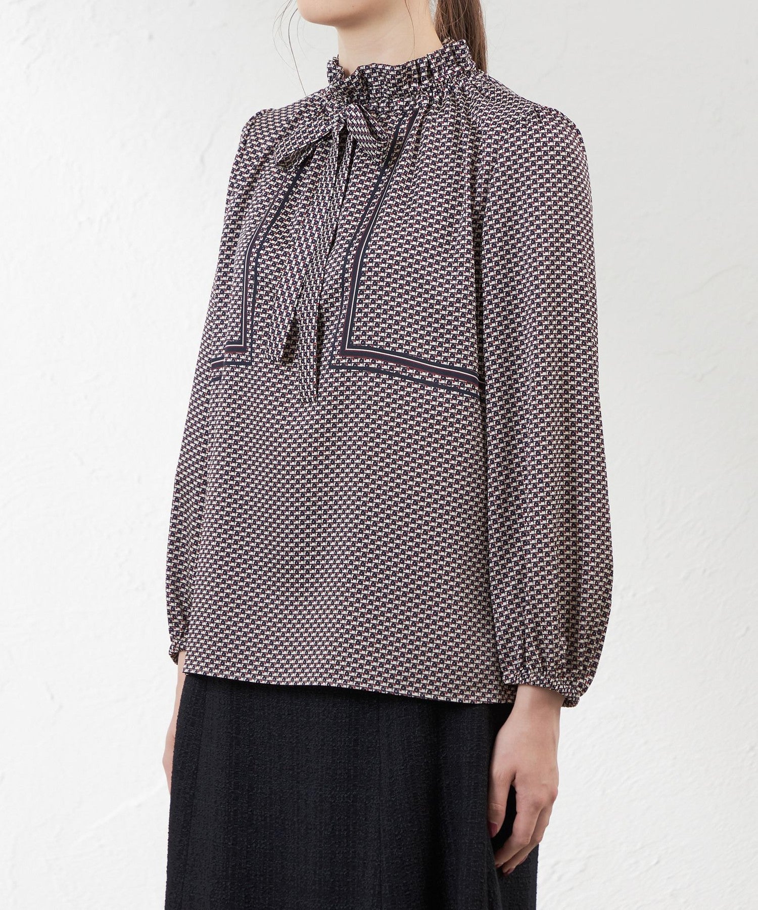 2231-V5M1343829__K,29,