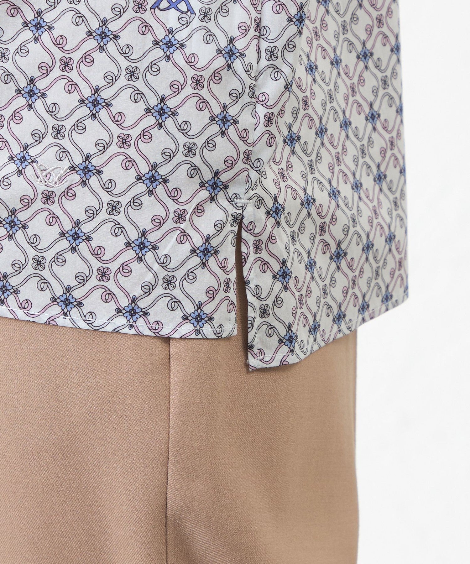 2231-V5M1662002__M,02,