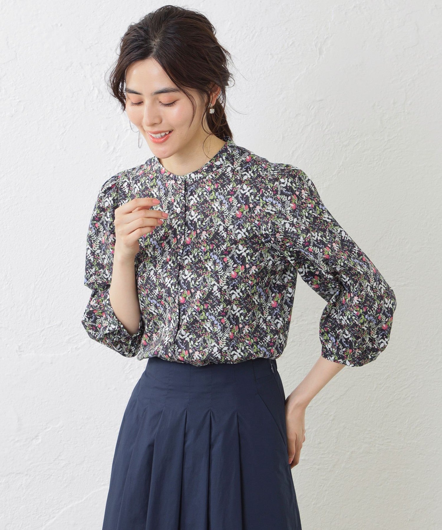 2231-V5M2316528__,28,