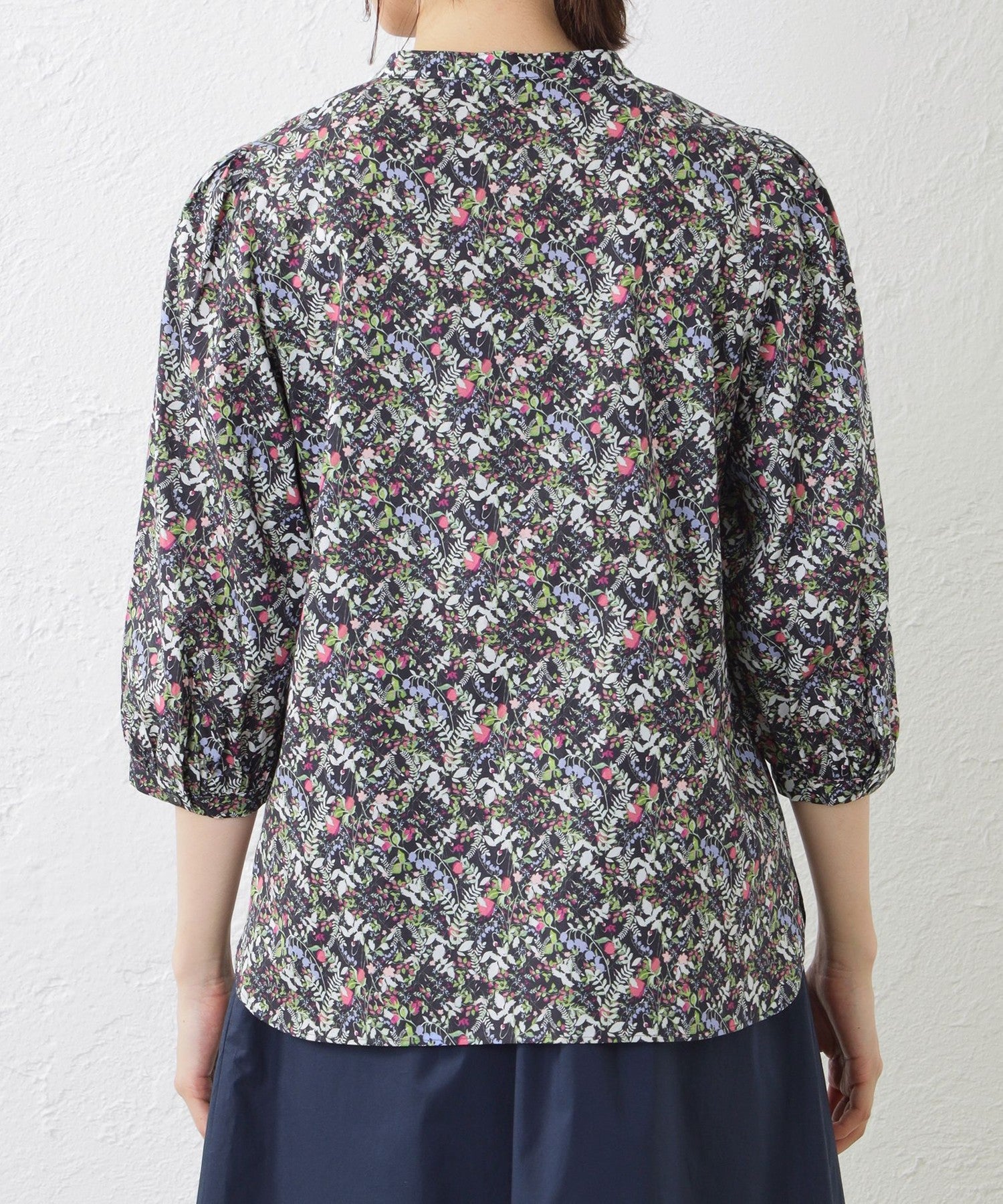 2231-V5M2316528__E,28,