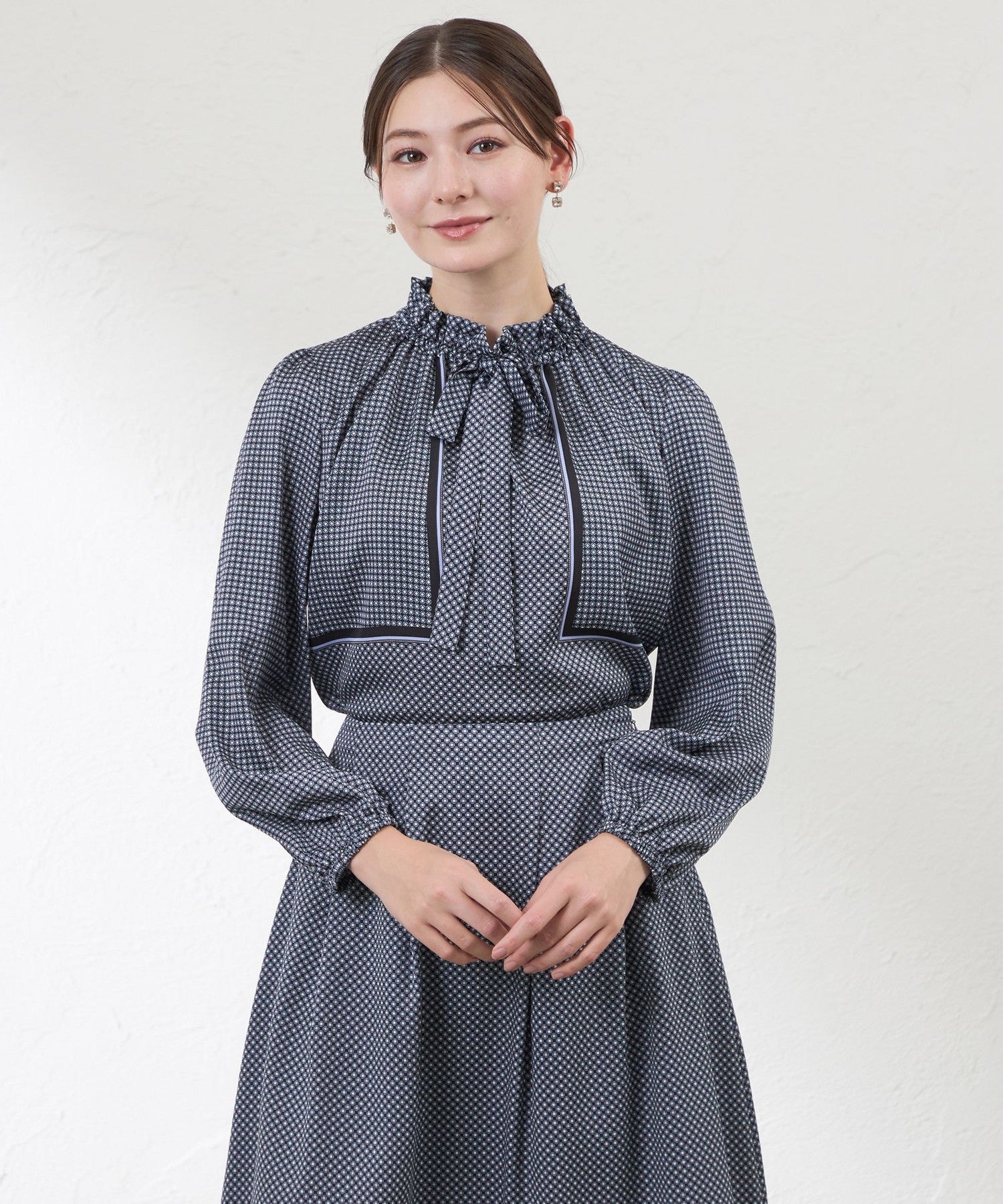 2231-V5M3363329__,29,モデル身長164cm 着用サイズ：38