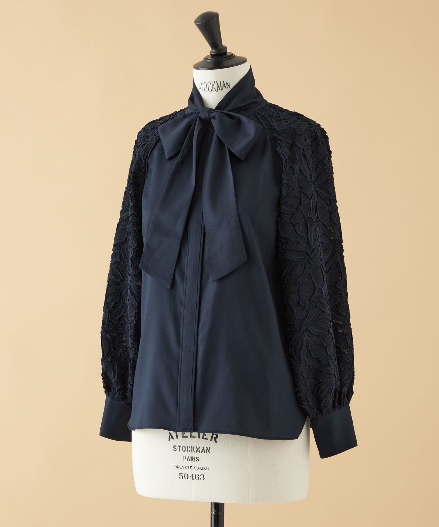 2231-V5M3518529__,29,