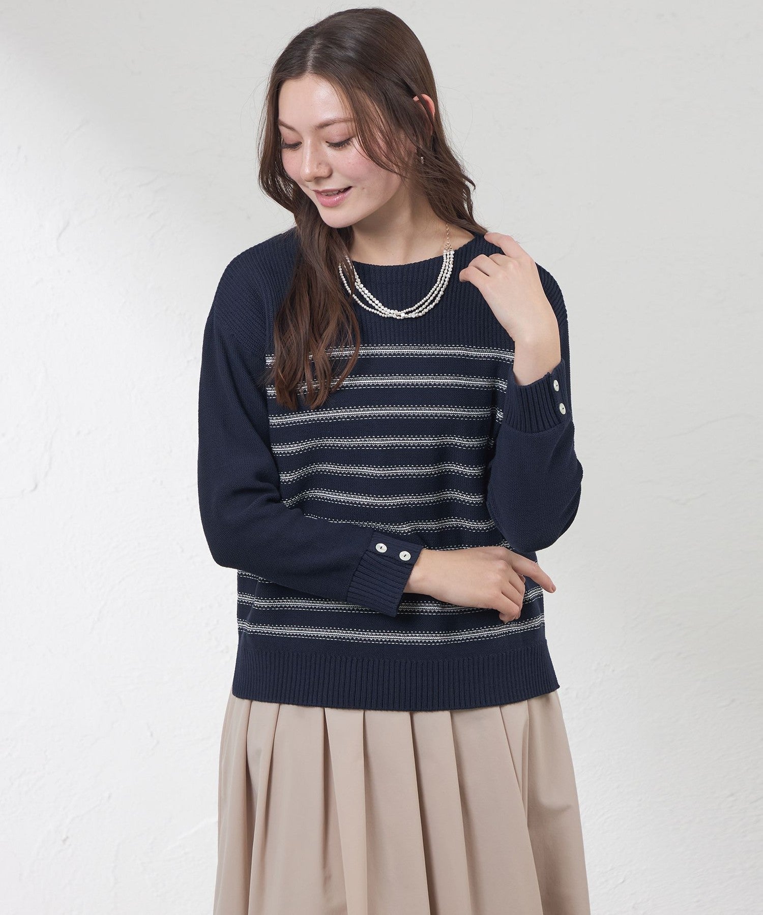 2231-V5N0370929__,29,モデル身長164cm 着用サイズ：38