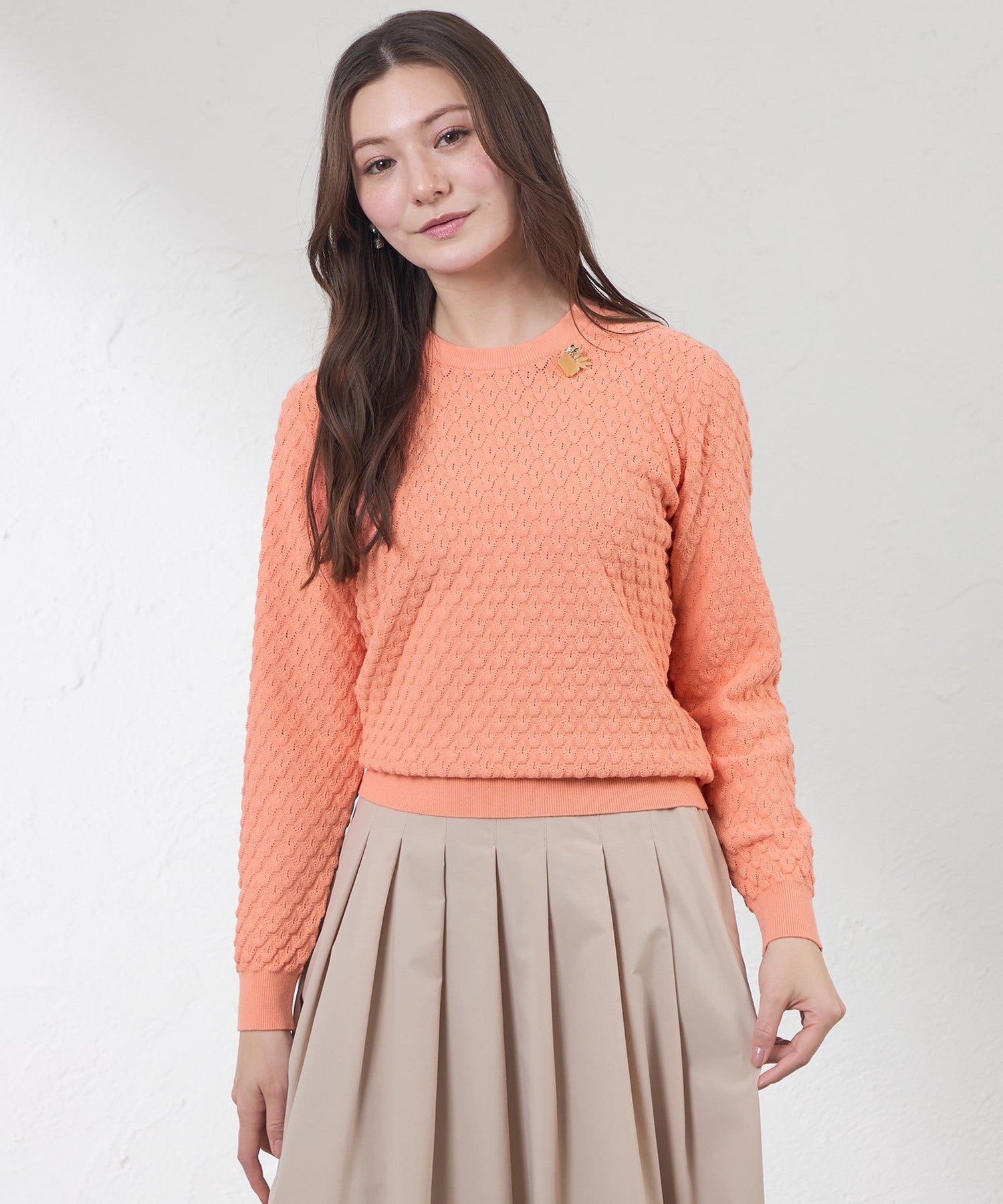 2231-V5N0571080__,80,モデル身長164cm 着用サイズ：38