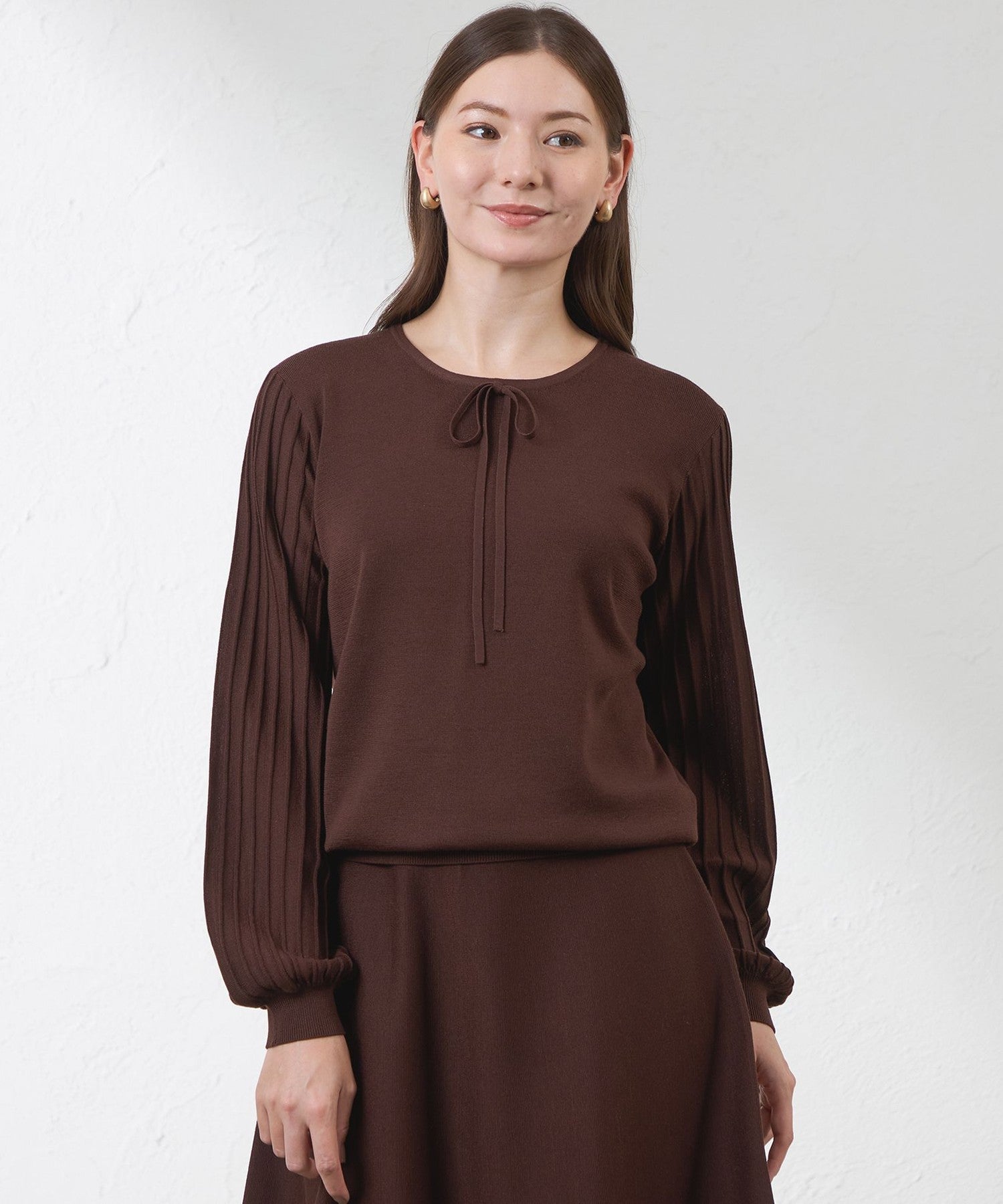 2231-V5N0962356__,56,モデル身長164cm 着用サイズ：38