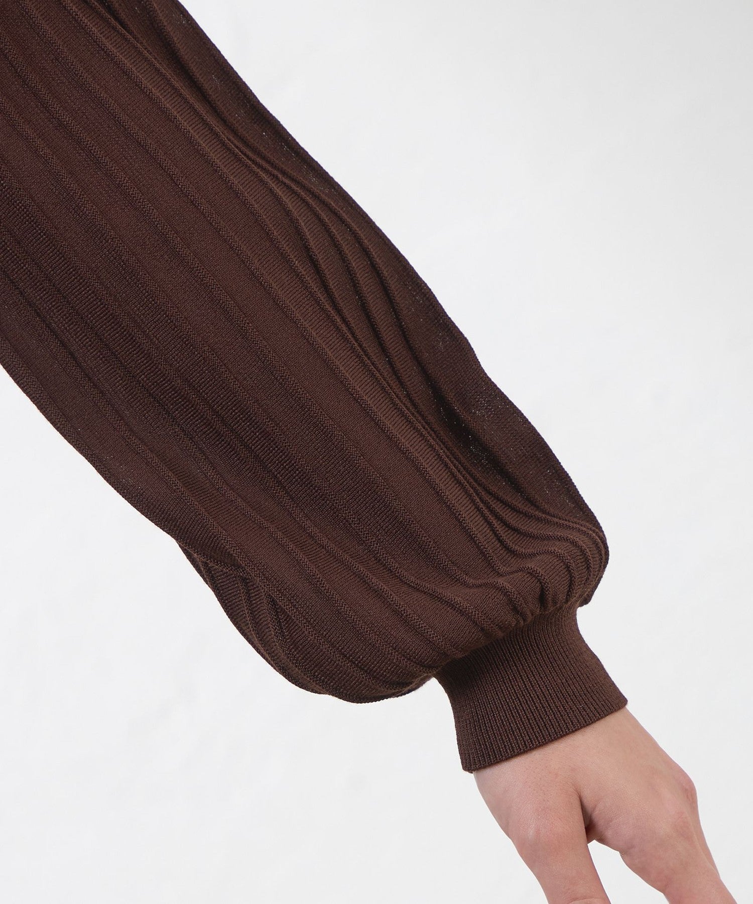 2231-V5N0962356__Q,56,