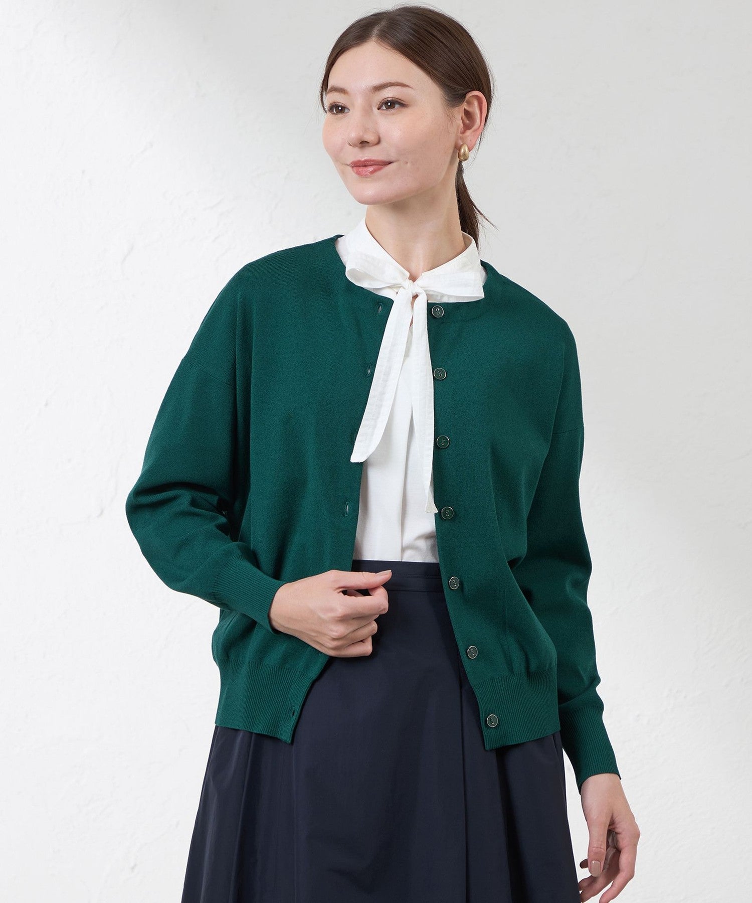 2231-V5N1361370__,70,モデル身長164cm 着用サイズ：38