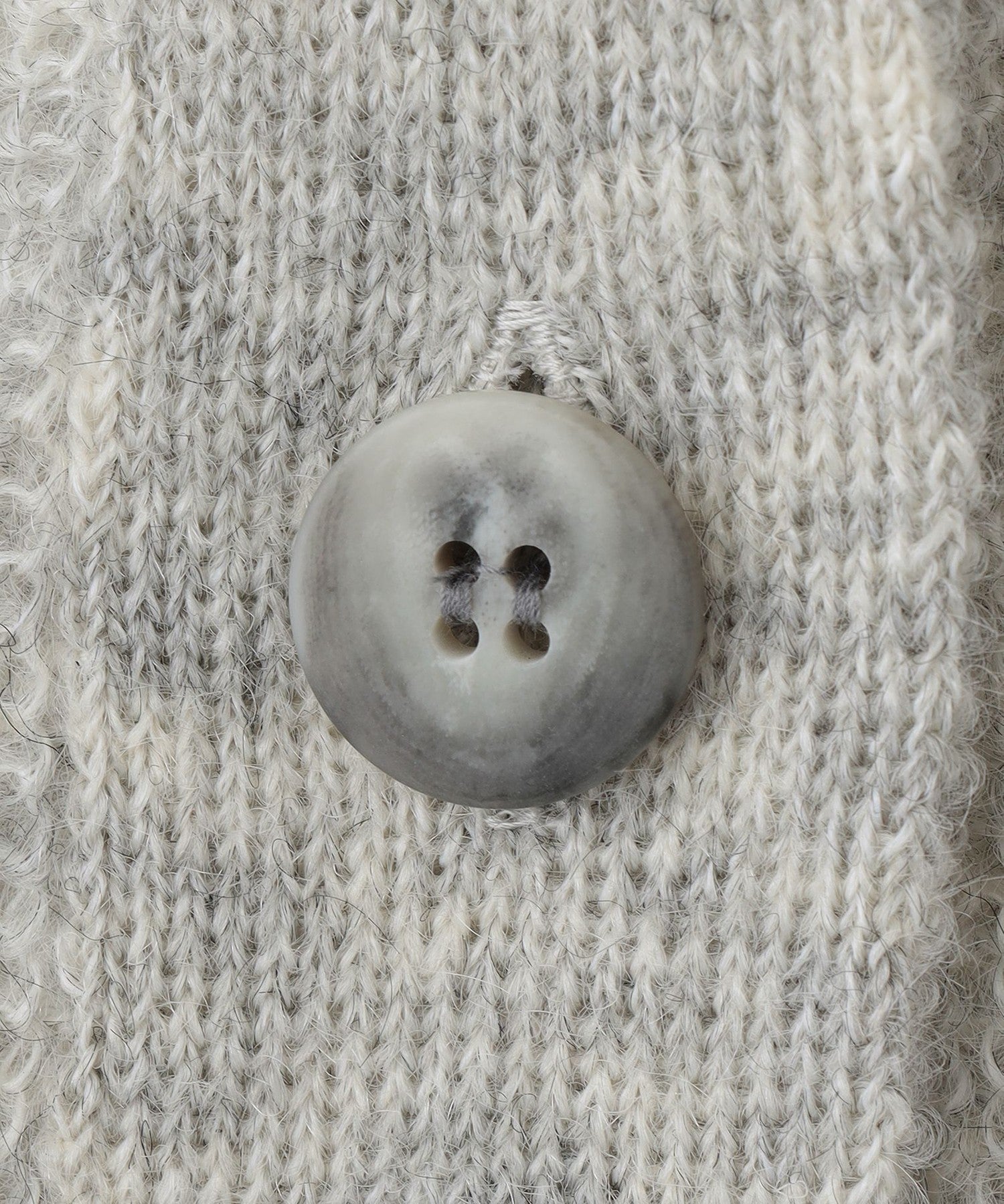 2231-V5N1744706__N,06,