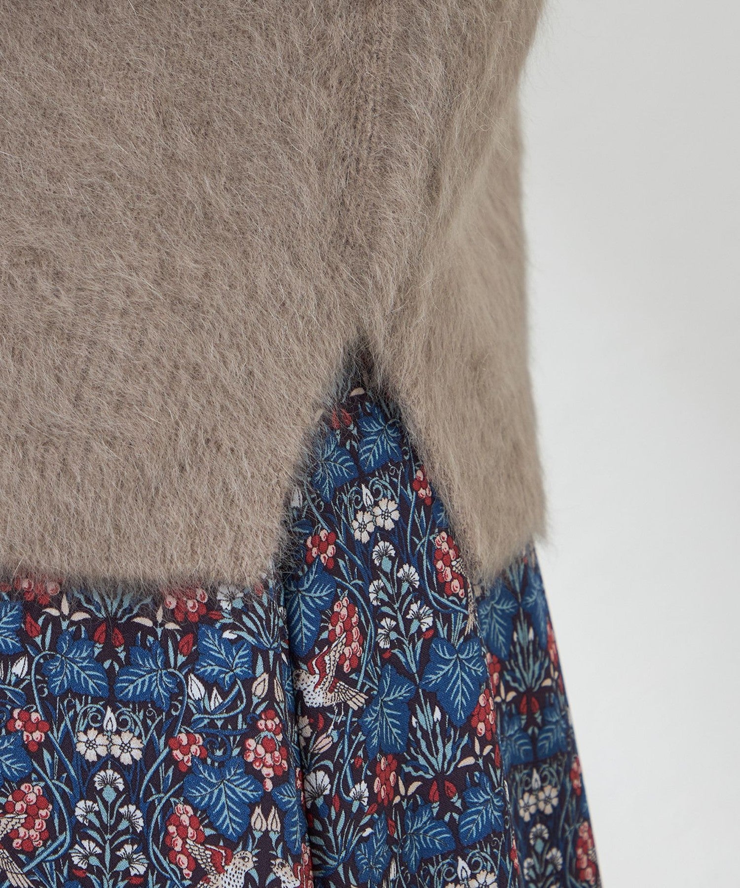 2231-V5N2265556__N,56,