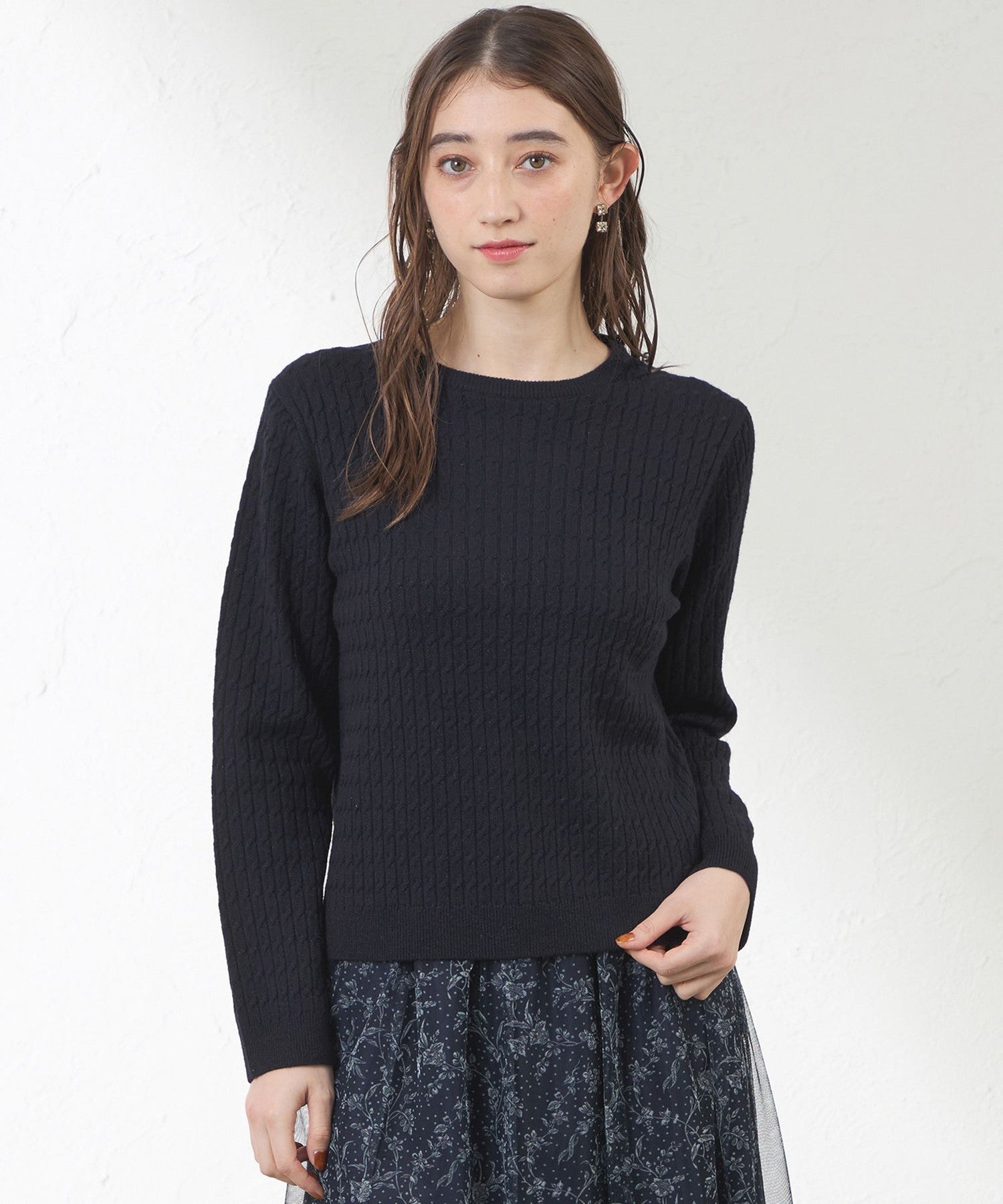 2231-V5N3068329__,29,モデル身長164cm 着用サイズ：38