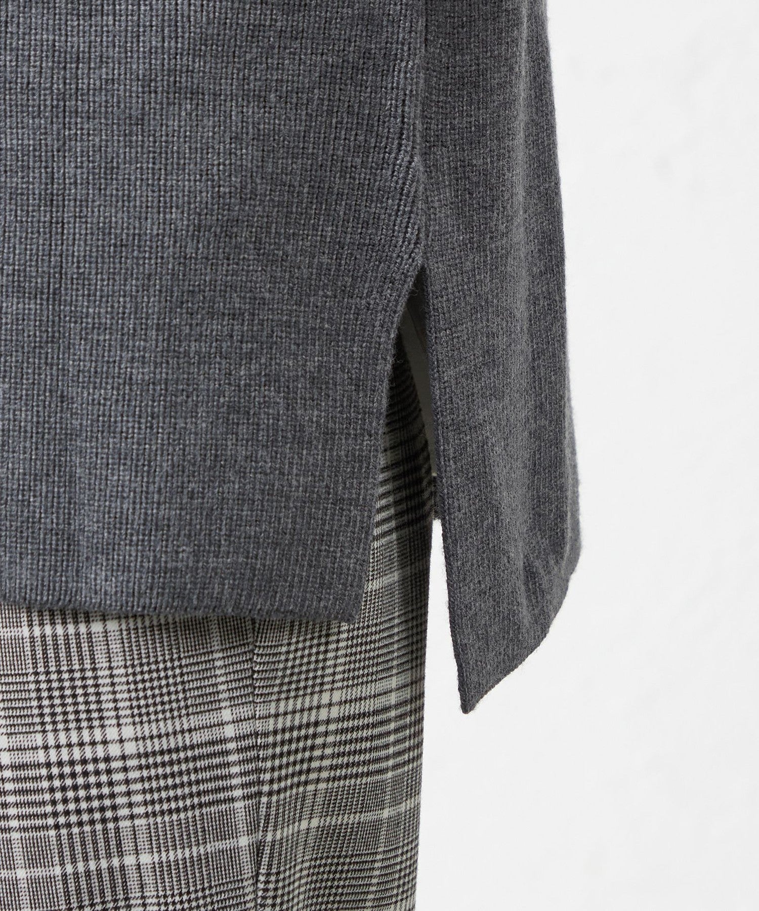 2231-V5N3464206__N,06,