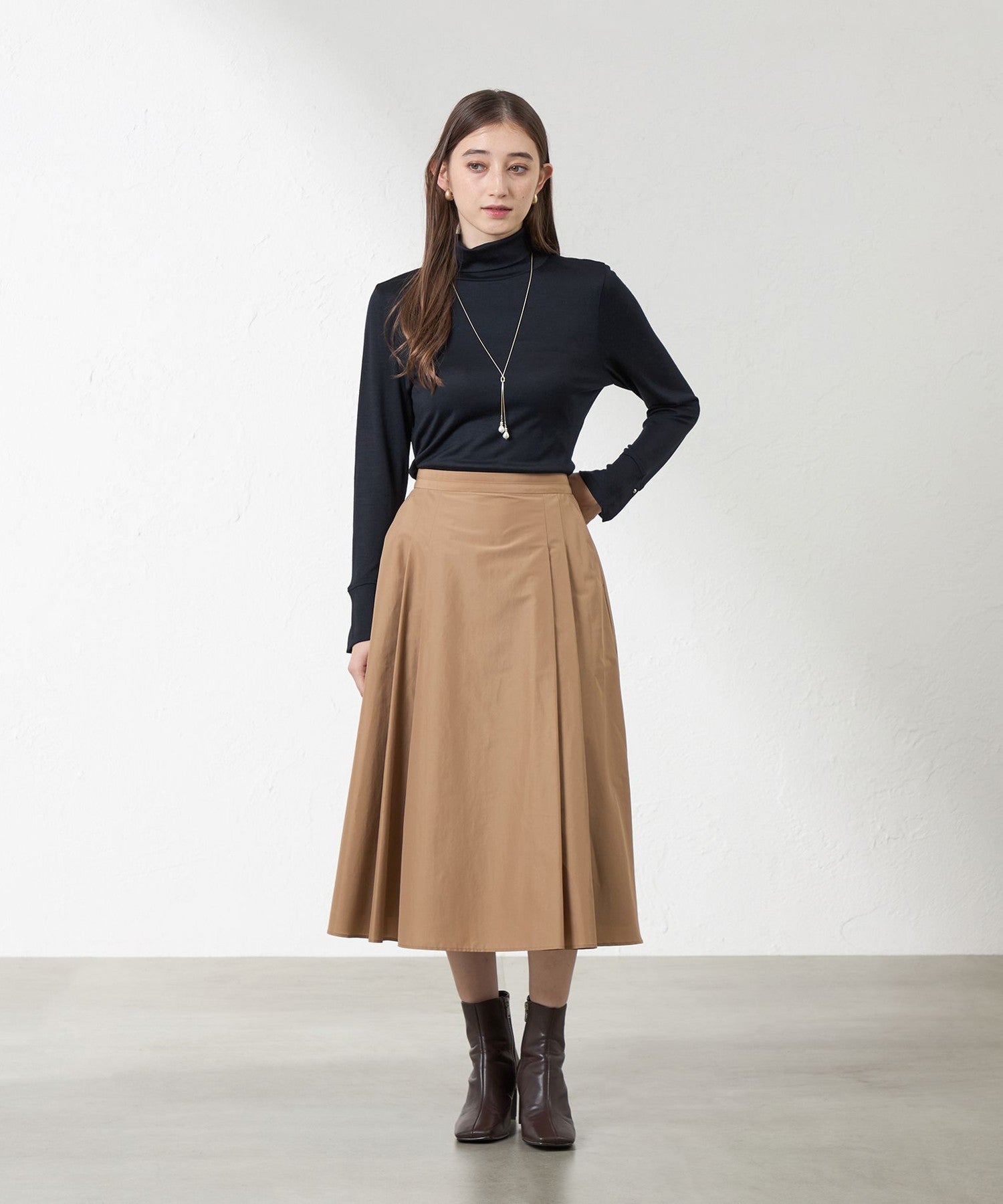 2231-V5P0564470__J,70,