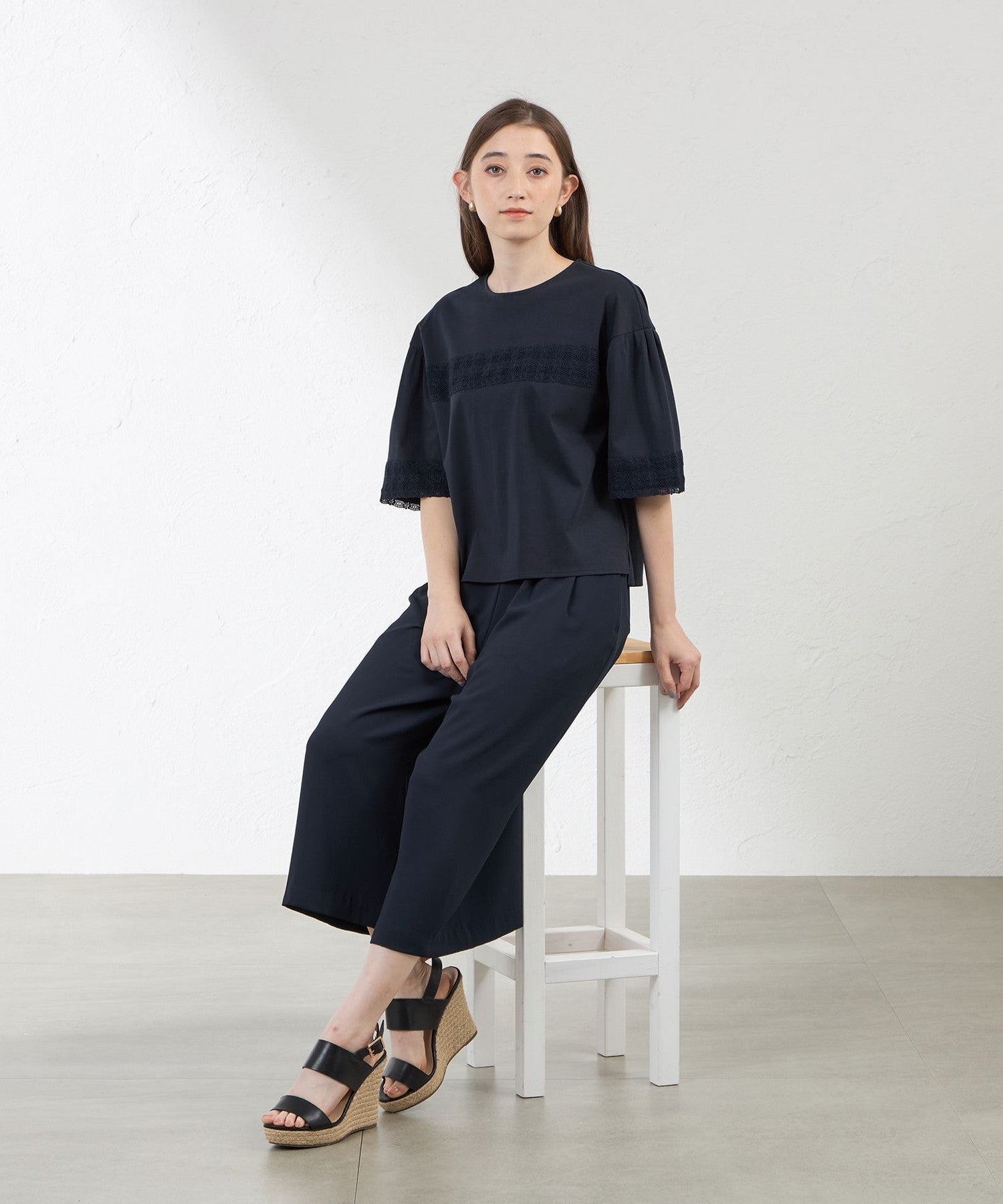 2231-V5P1458402__J,02,