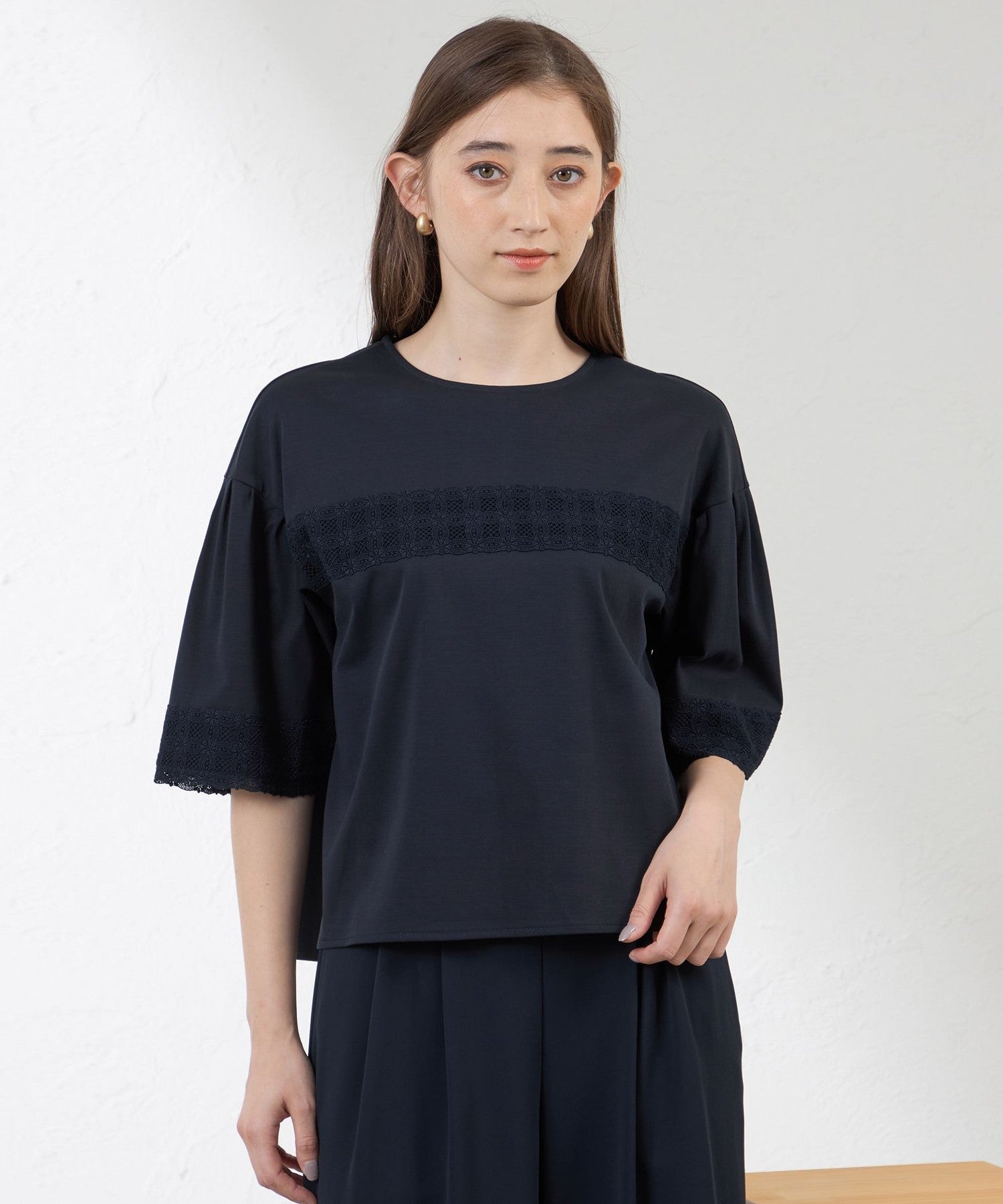 2231-V5P1458429__,29,モデル身長164cm 着用サイズ：38