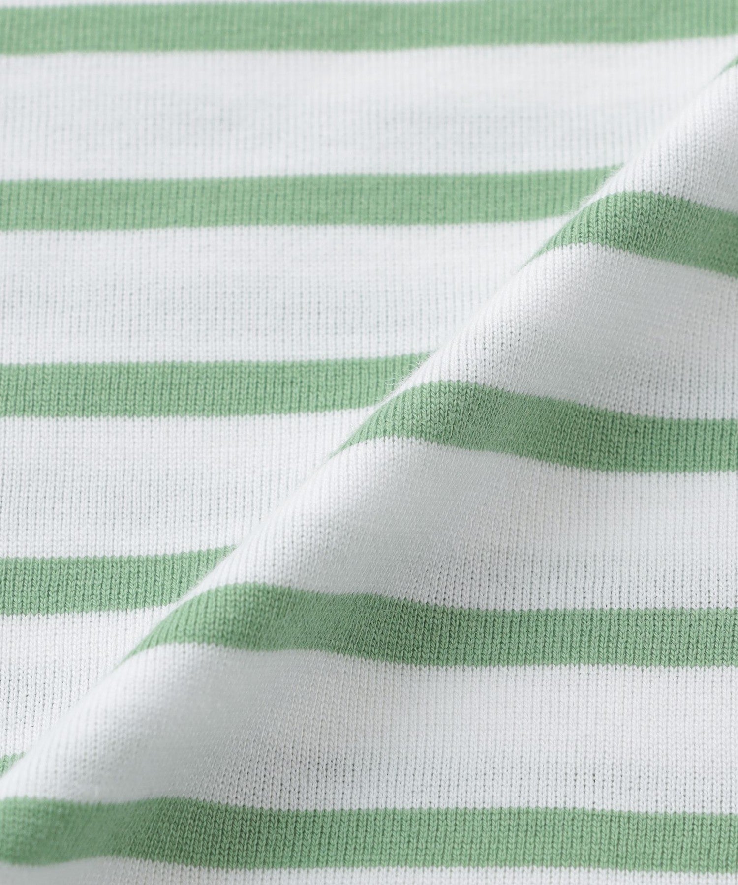 2231-V5P1758570__O,70,