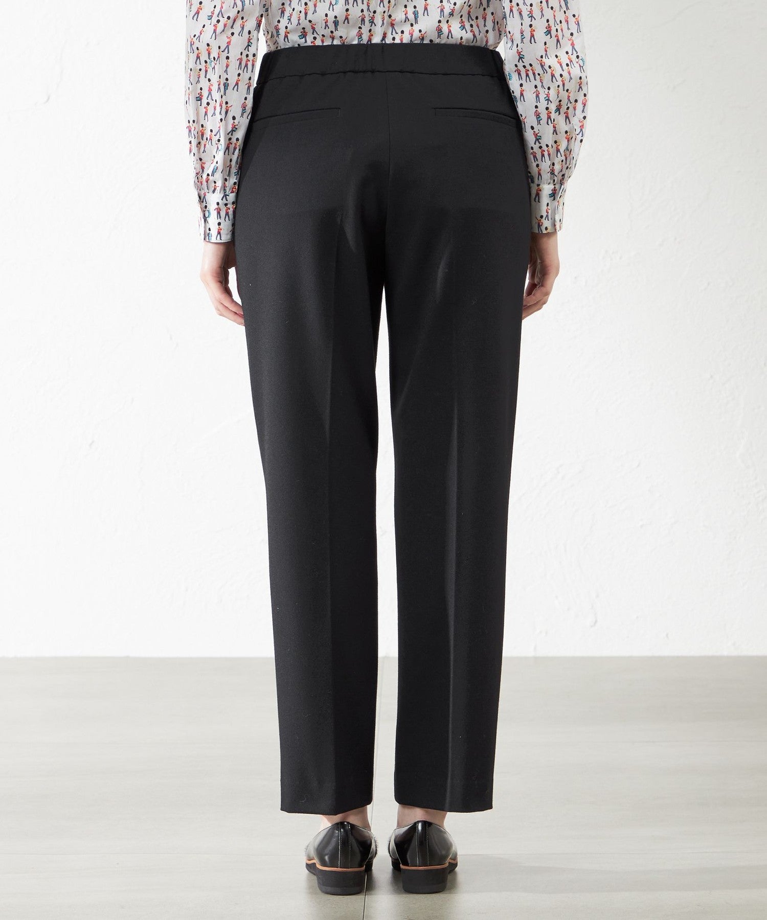 2231-V5R0842929__L,29,