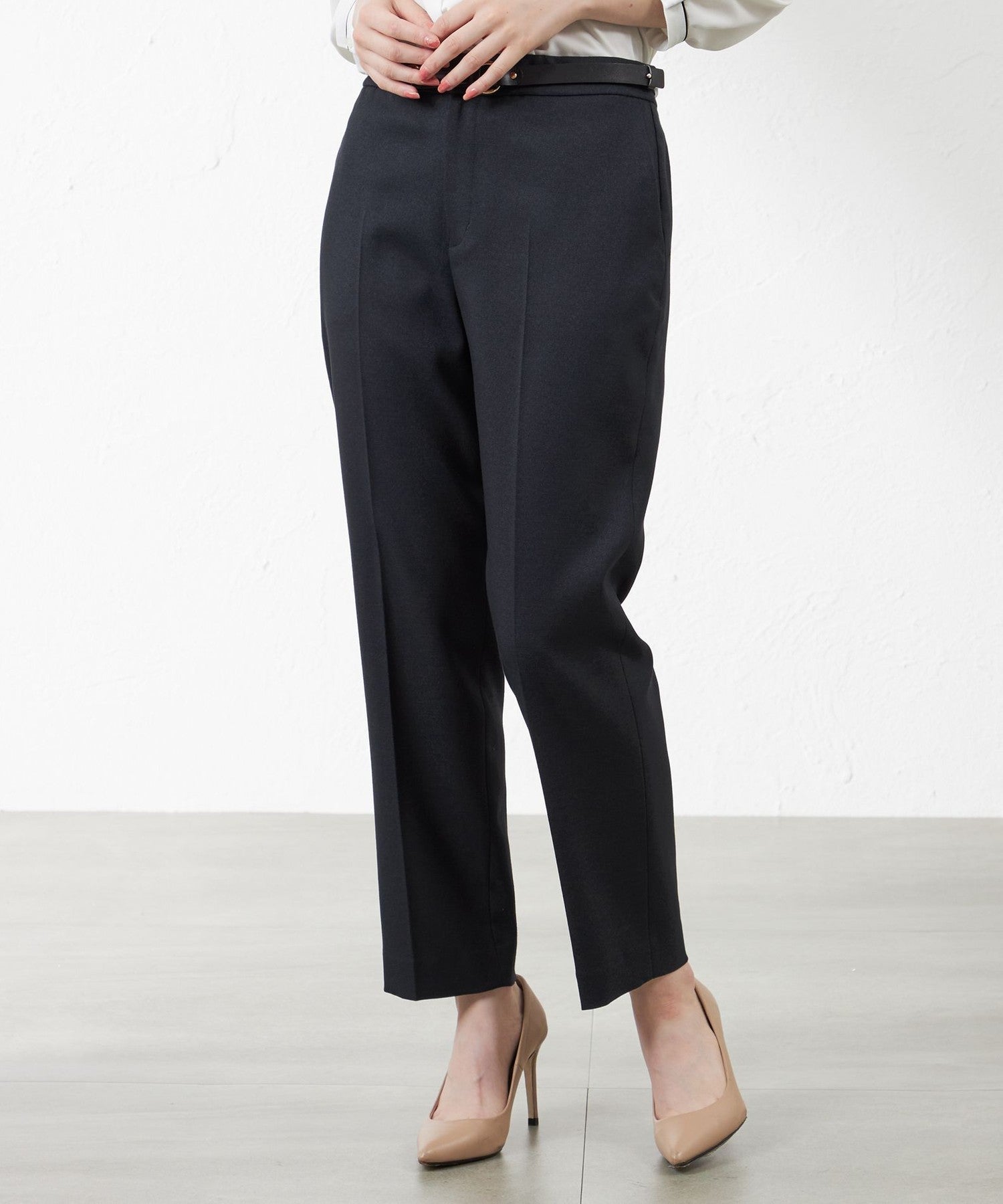 2231-V5R1040229__,29,モデル身長164cm 着用サイズ：38