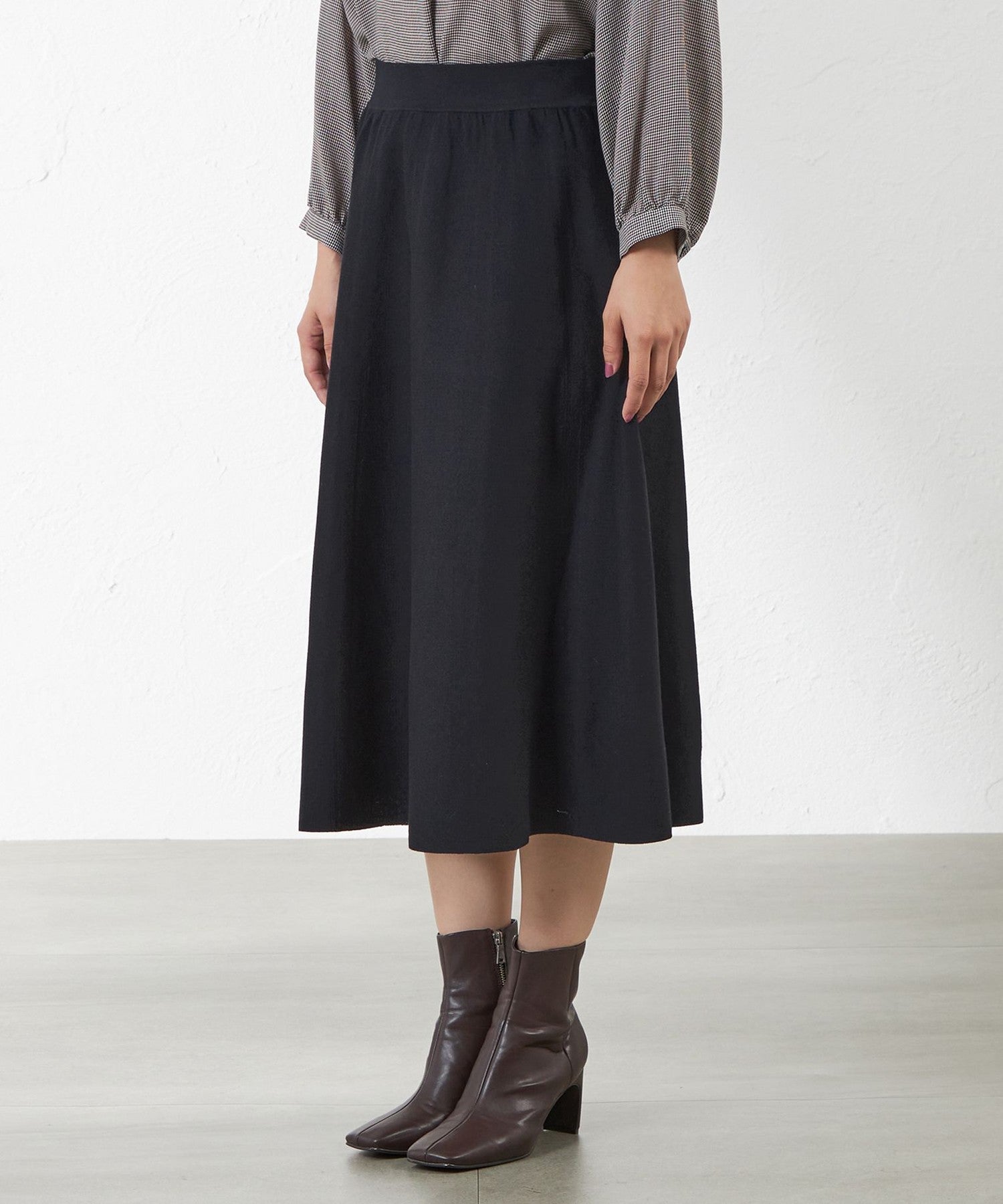 2231-V5S0641929__L,29,