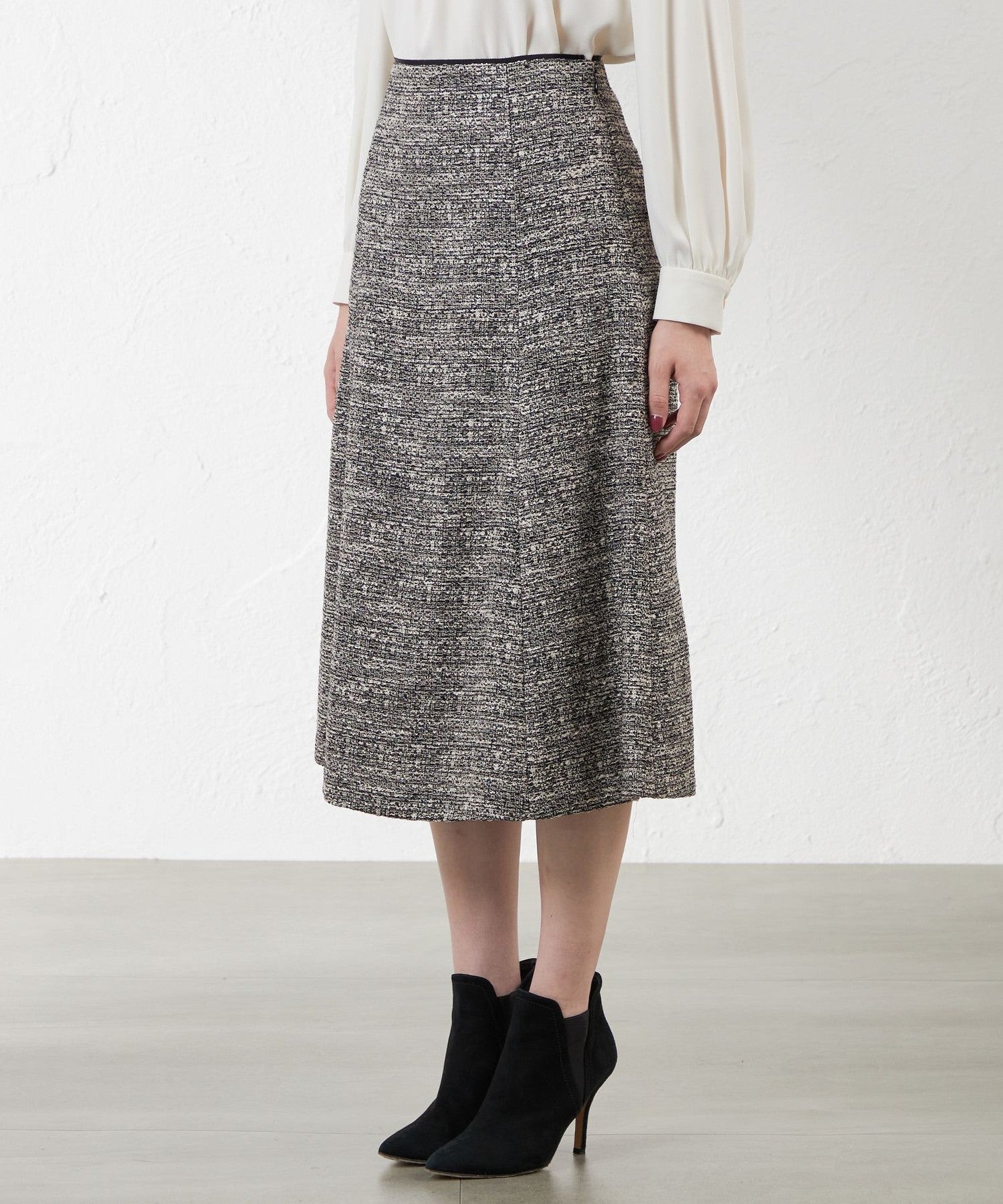 2231-V5S0943306__J,06,