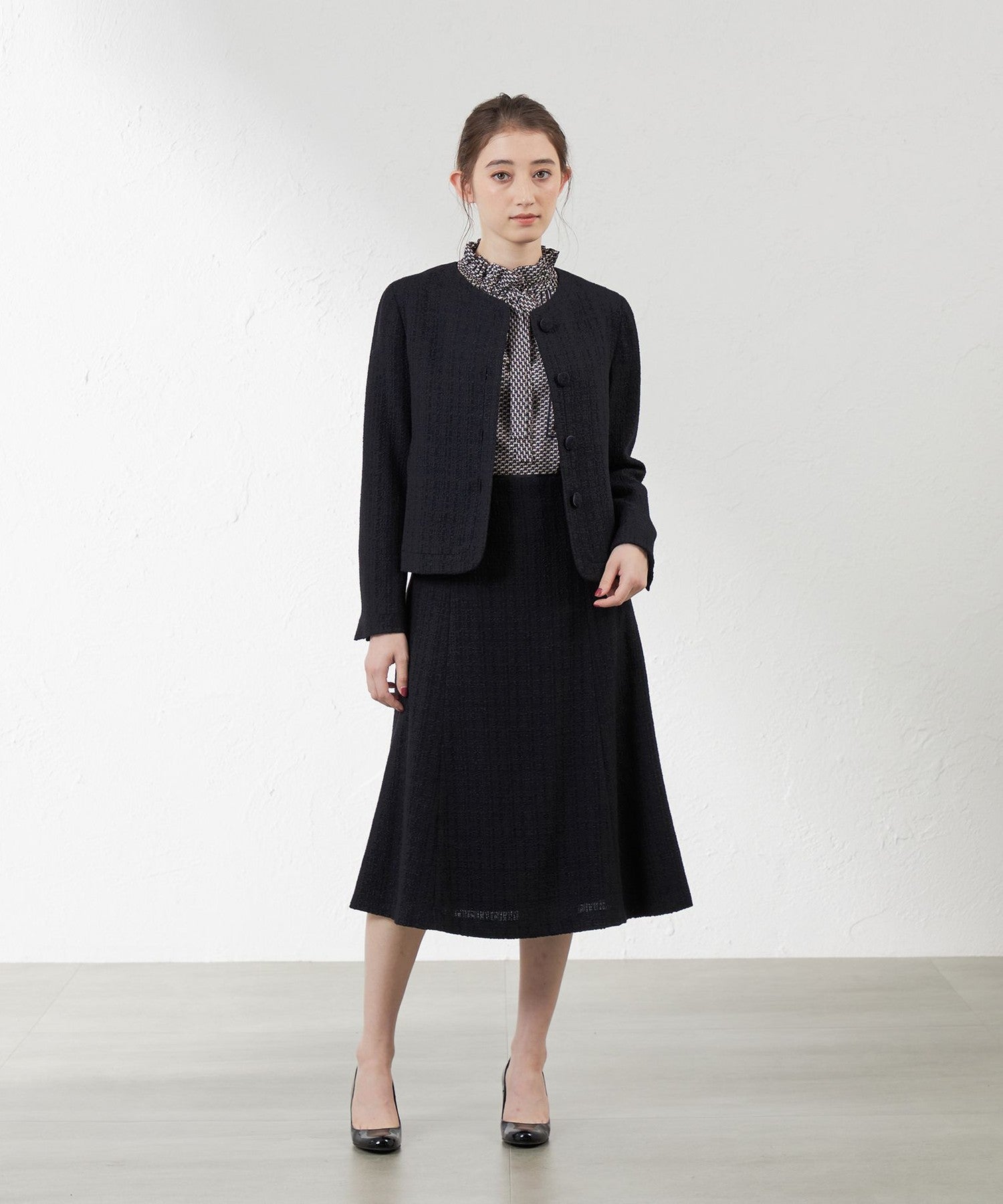 2231-V5S0946329__H,29,