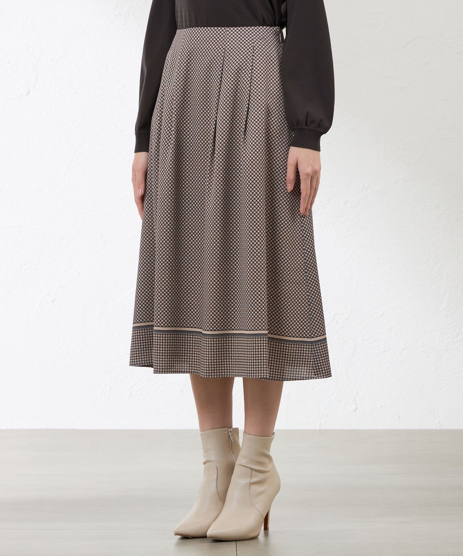 2231-V5S1263340__L,40,