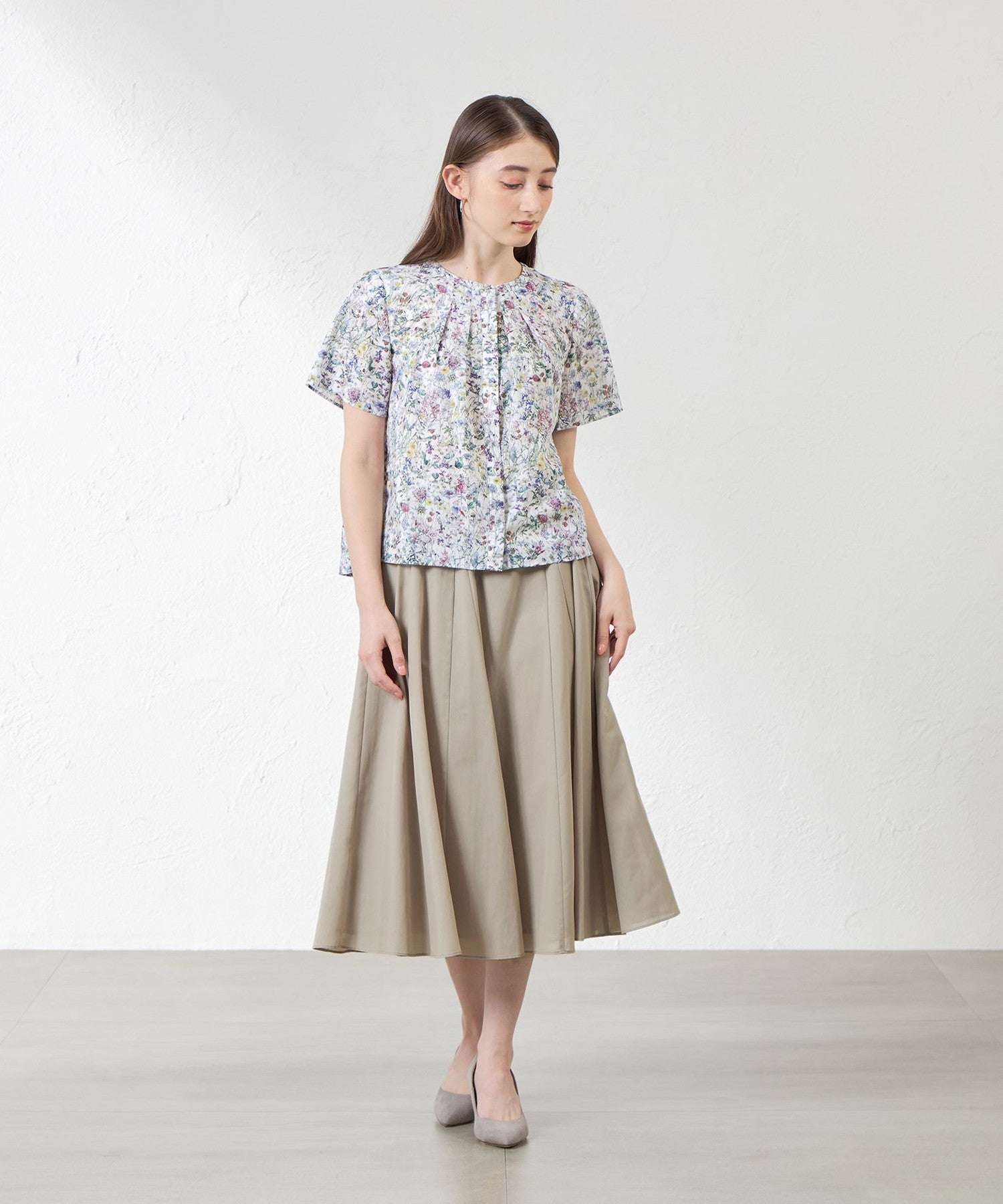 2231-V5S2056740__I,40,