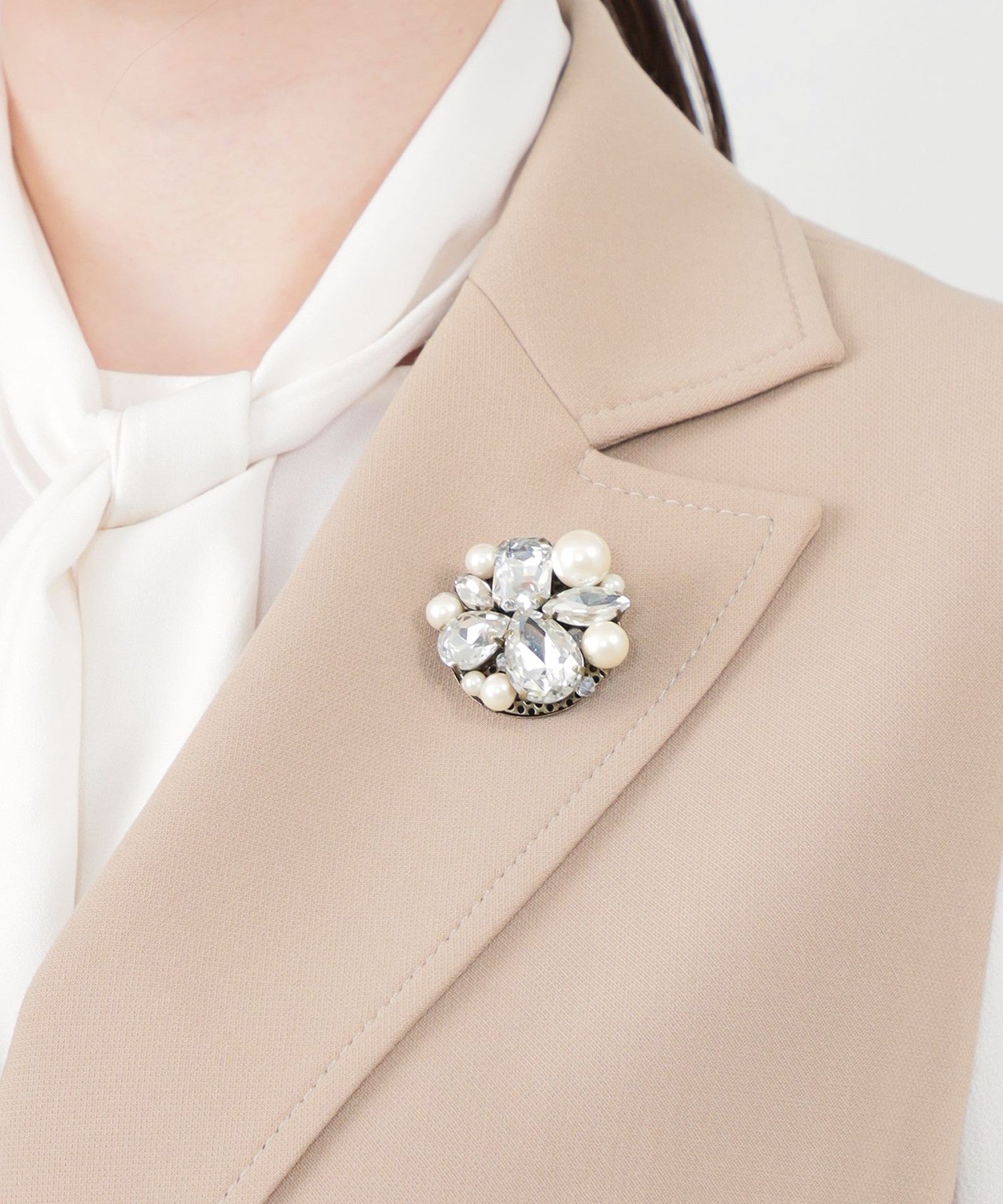 2231-V5V2124801__,01,