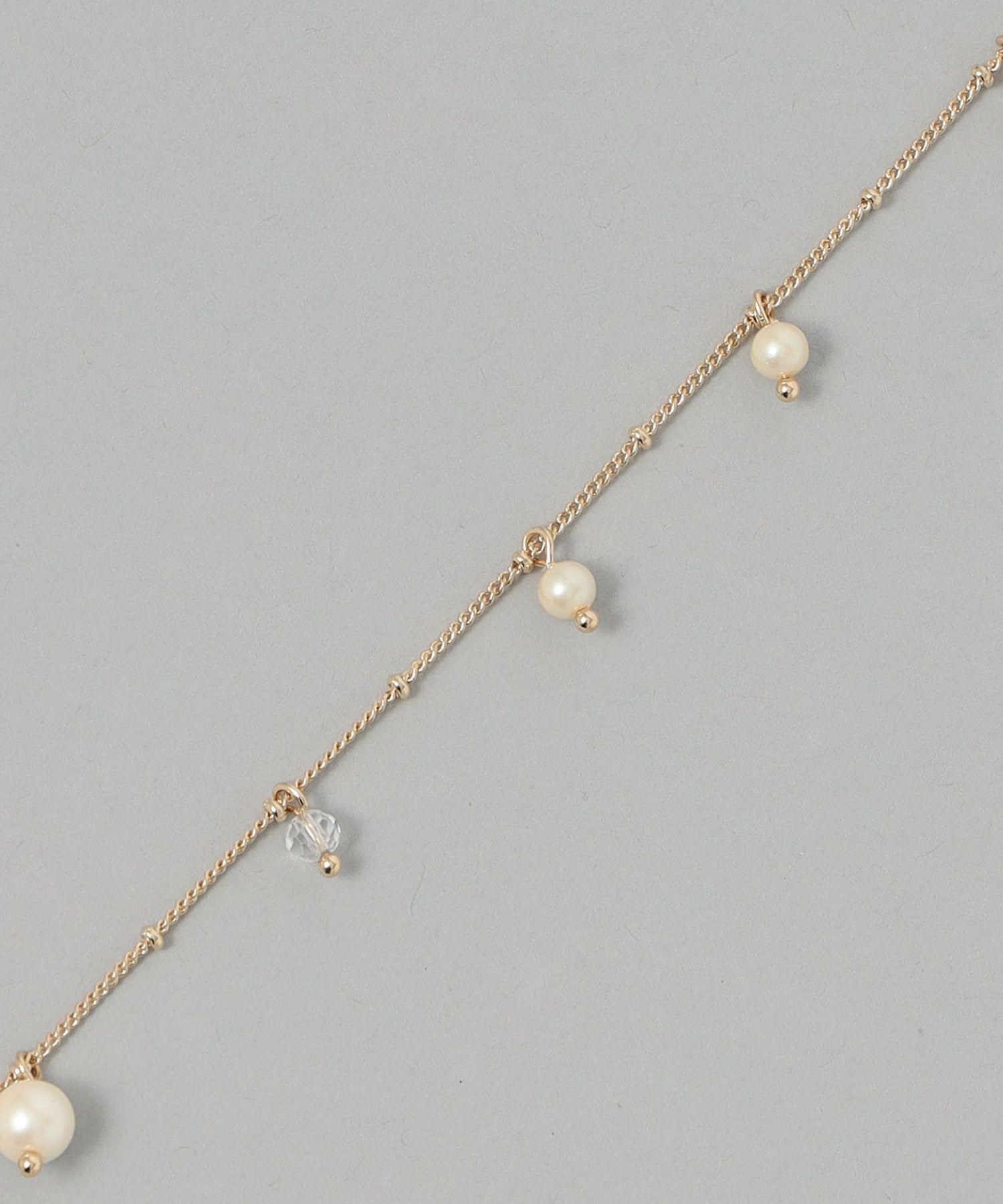 2231-V5V4830701__M,01,