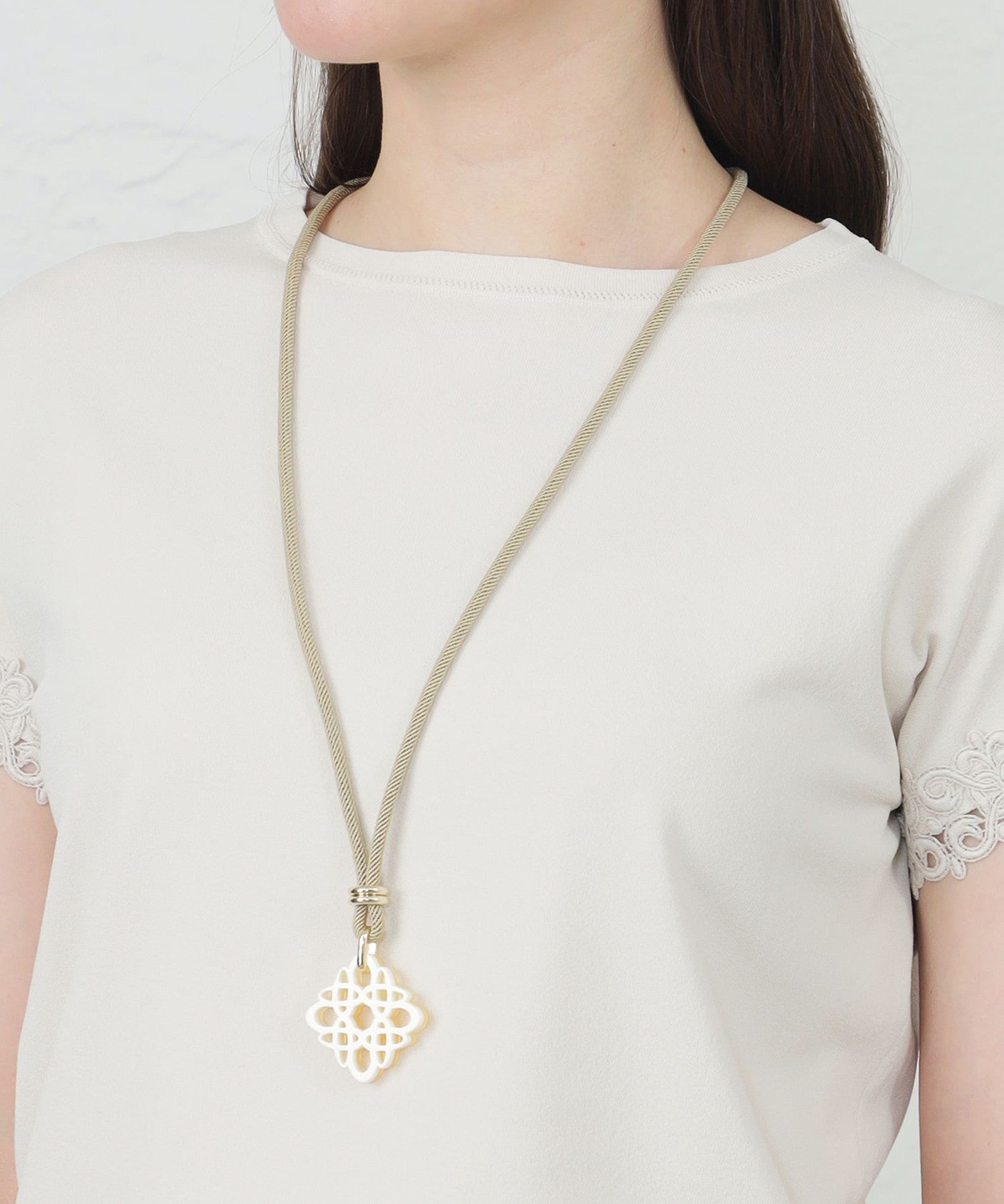 2231-V5V6132001__,01,