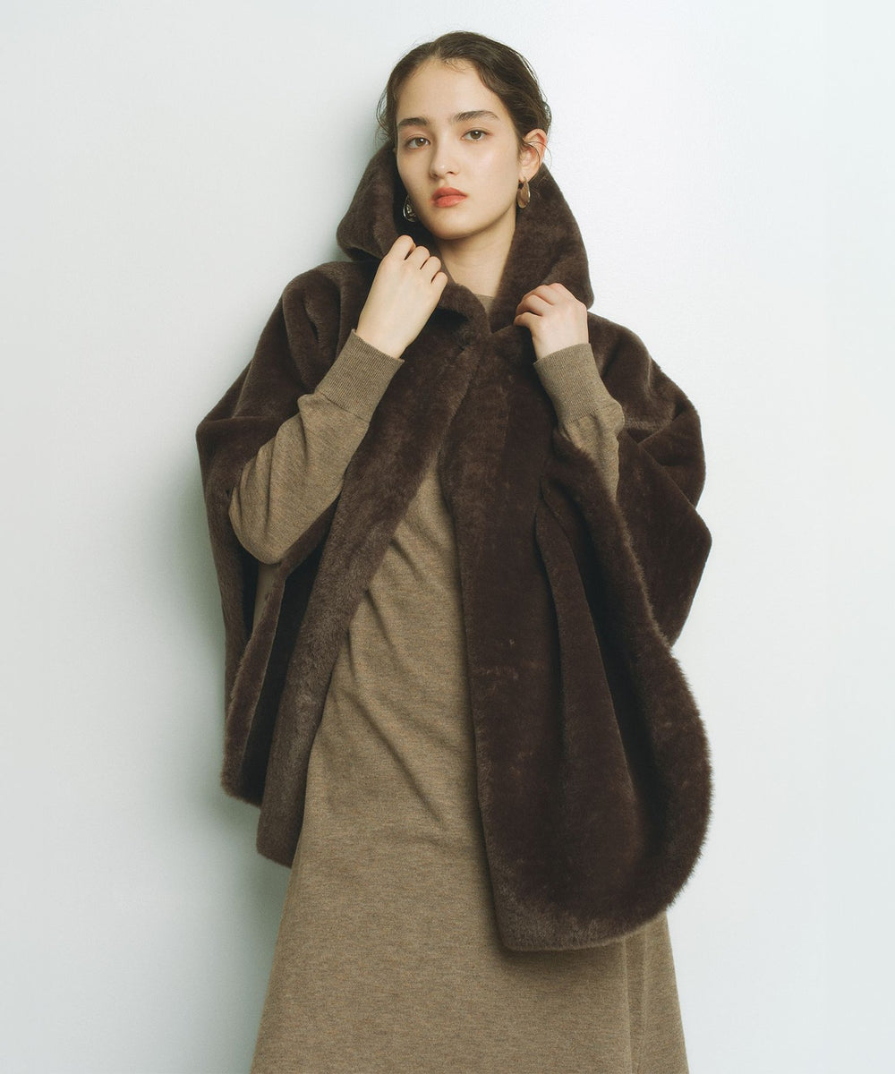 2WAYリバーシブル】ショートファーリバーシブルポンチョ(コート