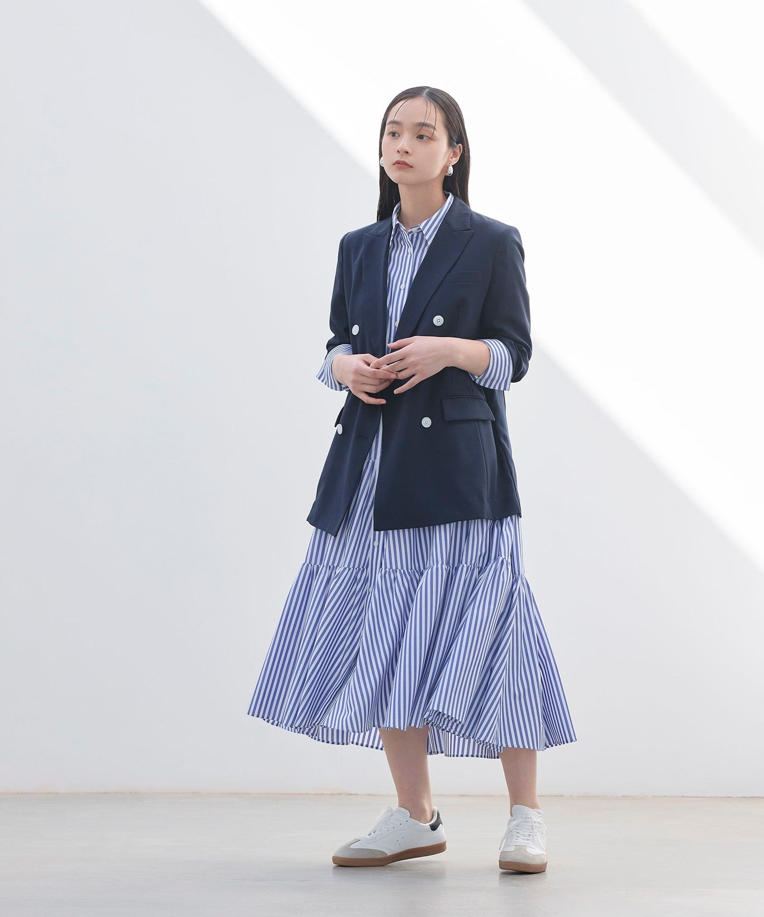 2271-W1J0150724__J,24,