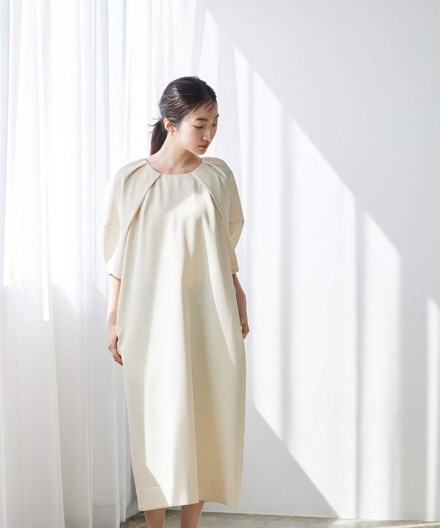 2271-W1J0250602__,02,モデル身長164cm 着用サイズ：M