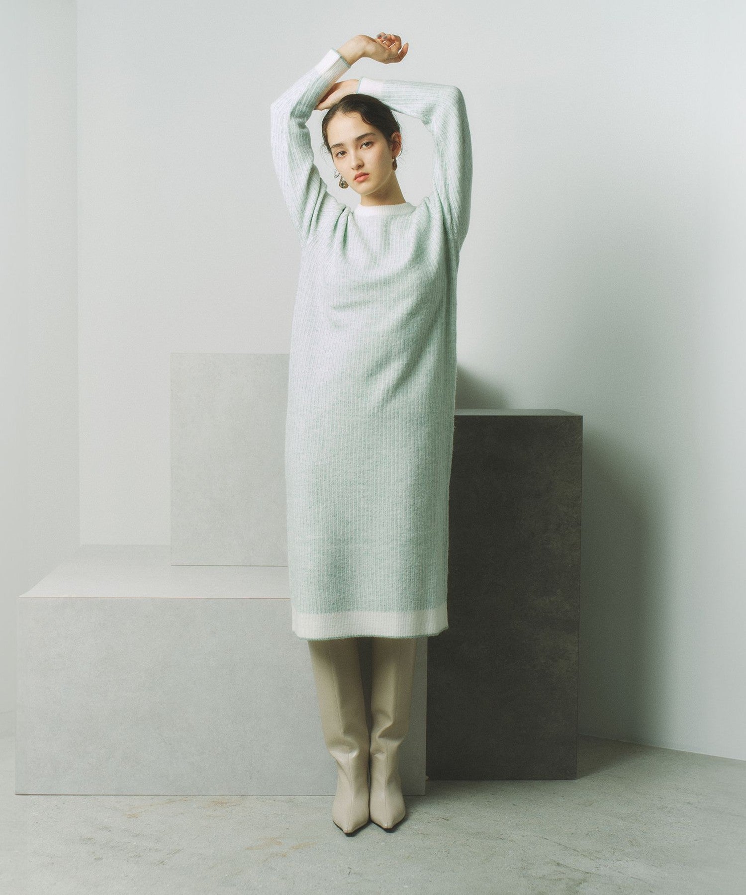 2271-W1J4764740__C,40,