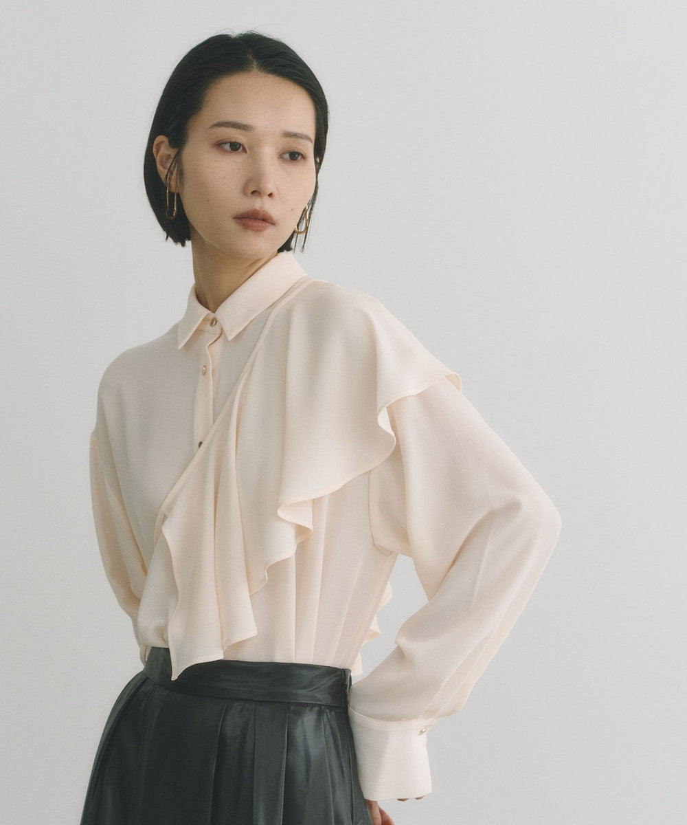 2WAYでオンオフ楽しめる】ケープコンビブラウス(トップス)｜BIANCA