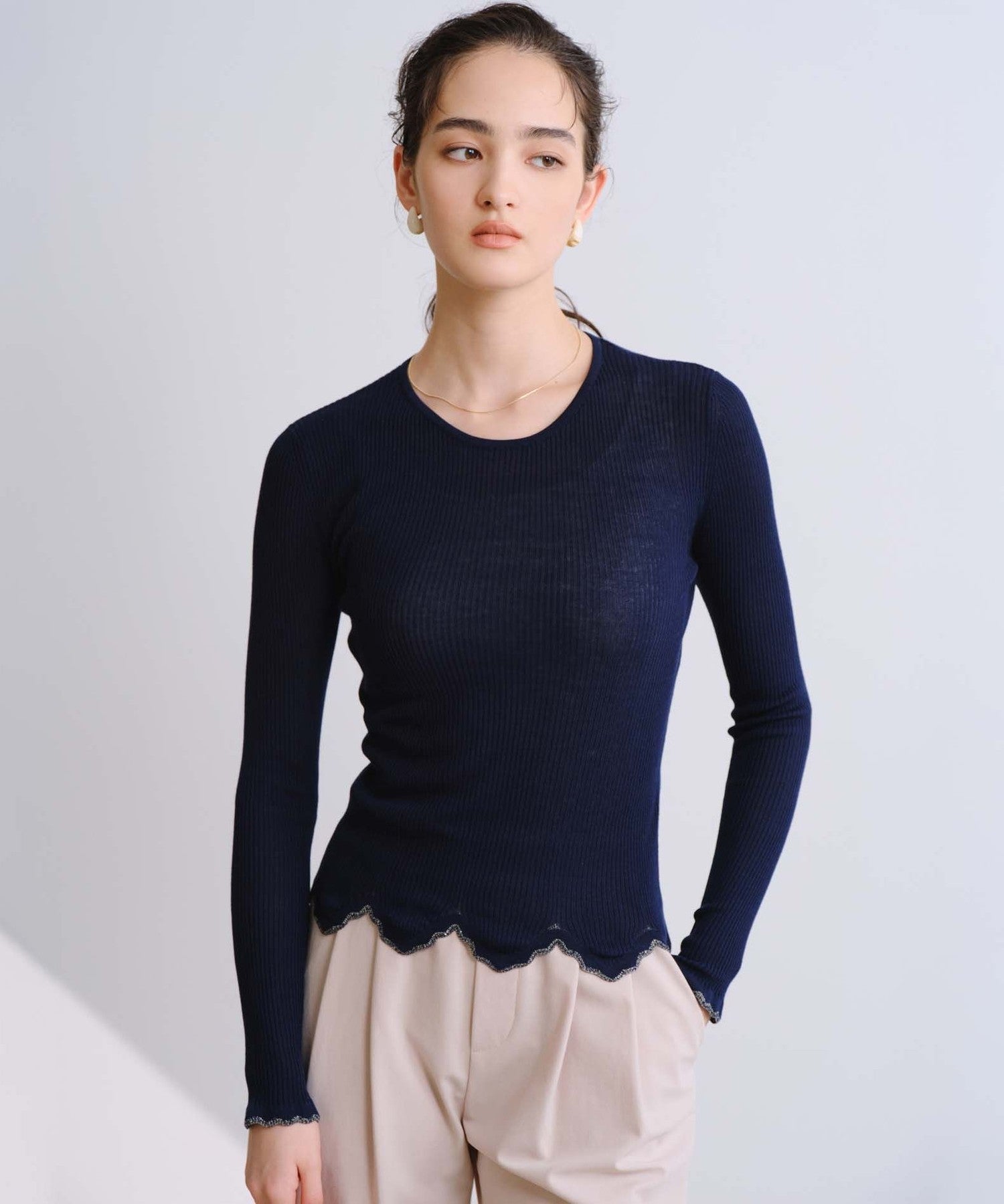 2271-W1N0370670__E,70,