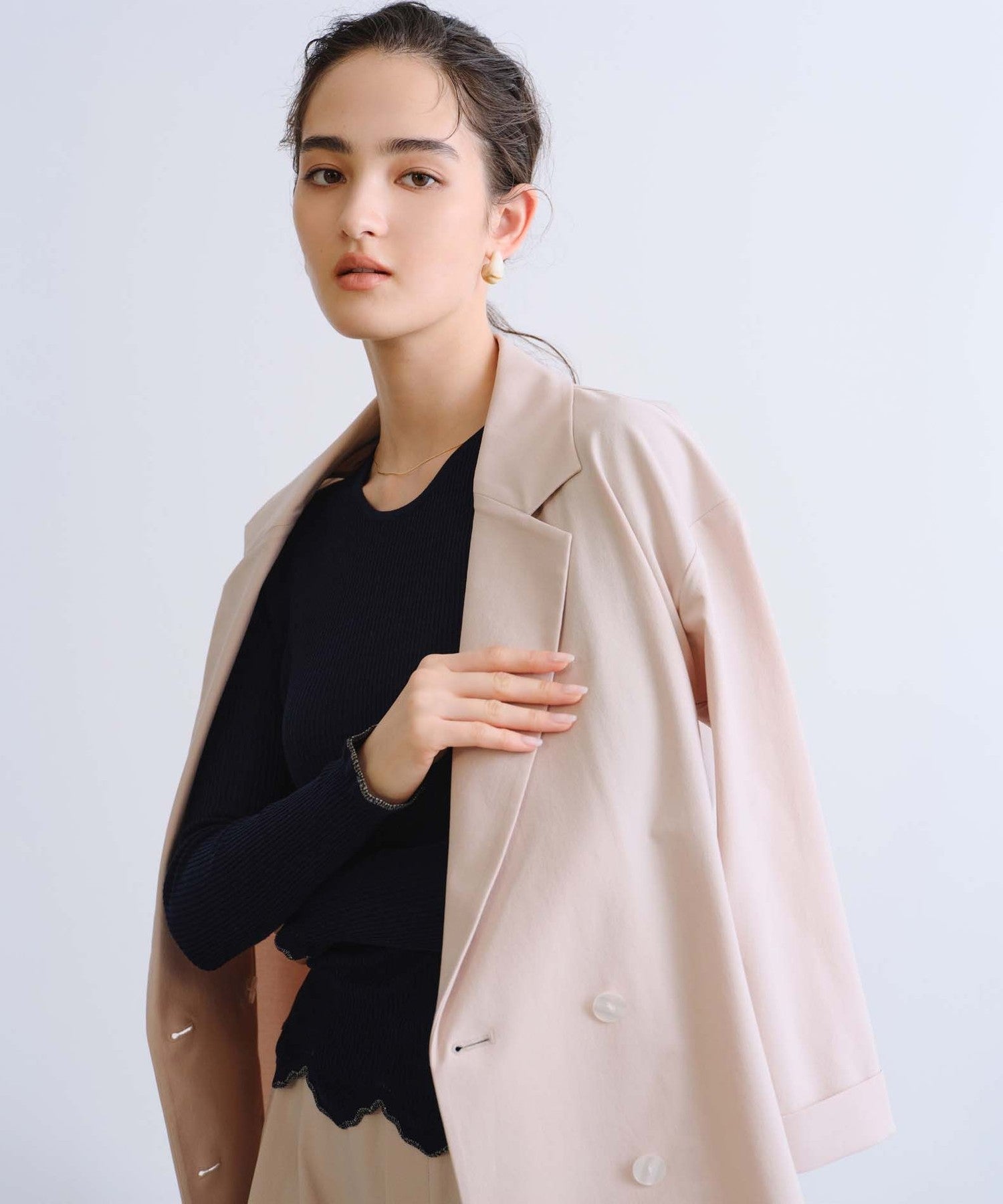 2271-W1N0370670__F,70,