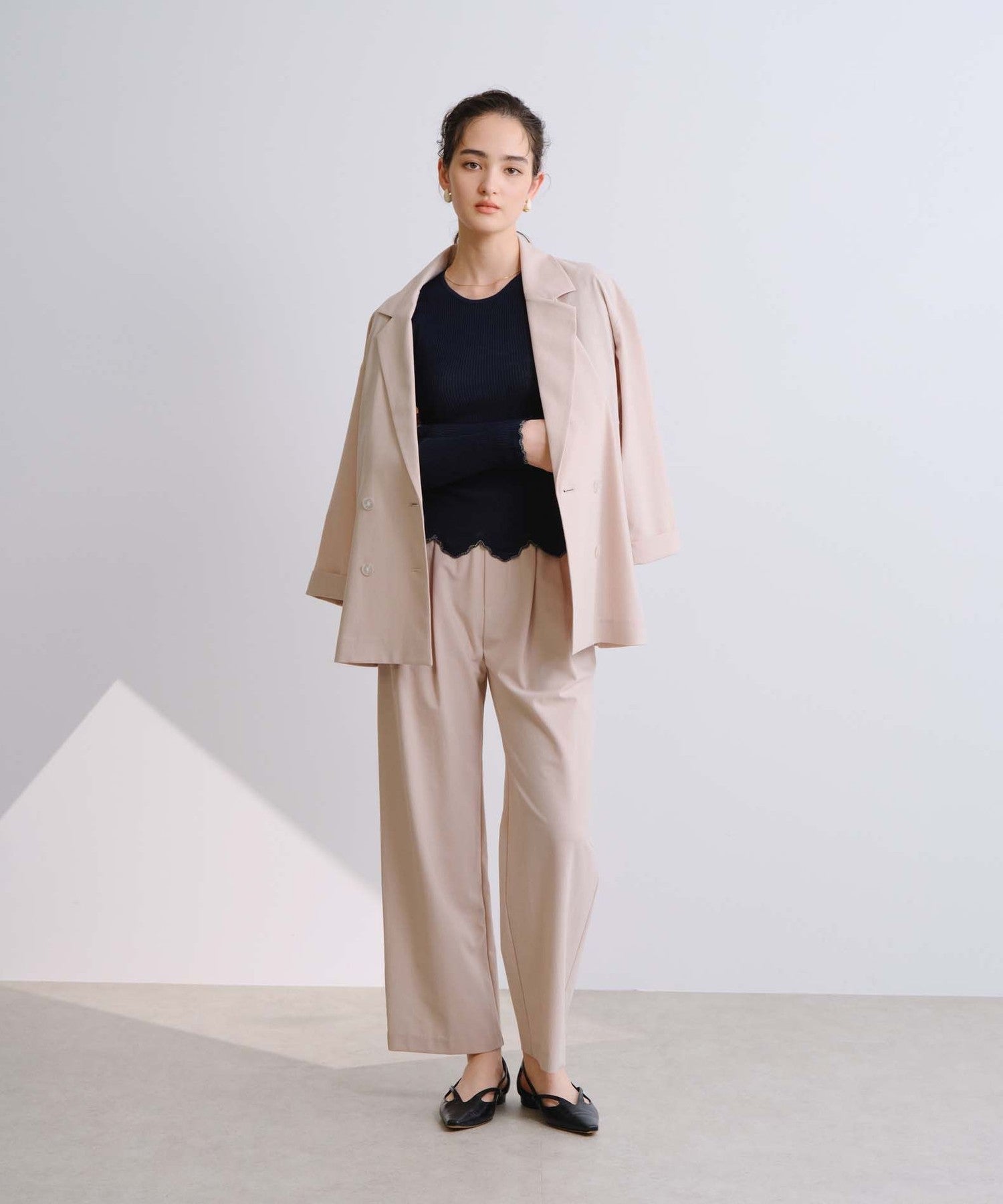 2271-W1N0370670__I,70,