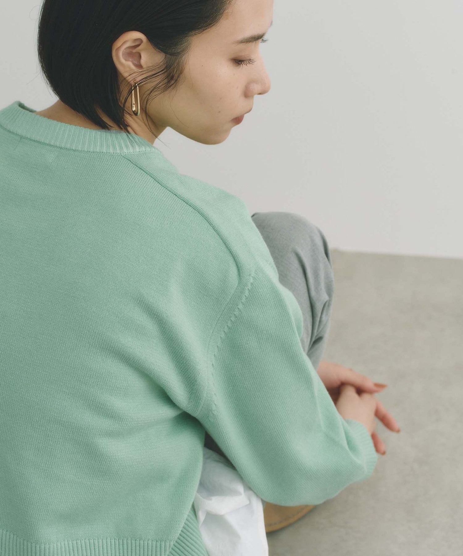 2271-W1N3562914__R,14,