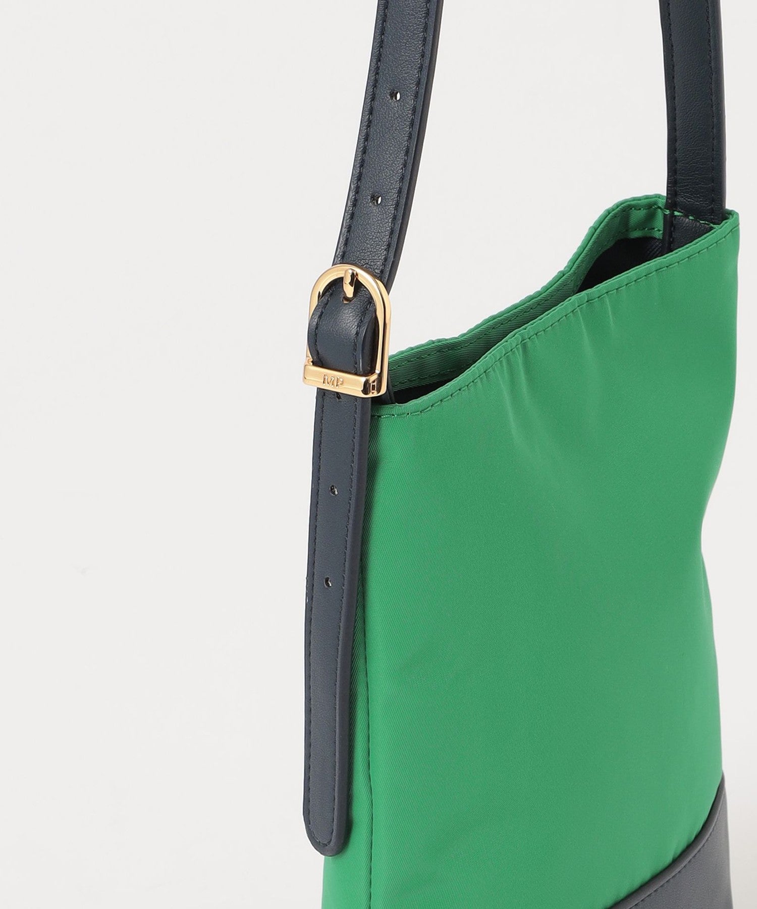 2301-H510160370__M,70,