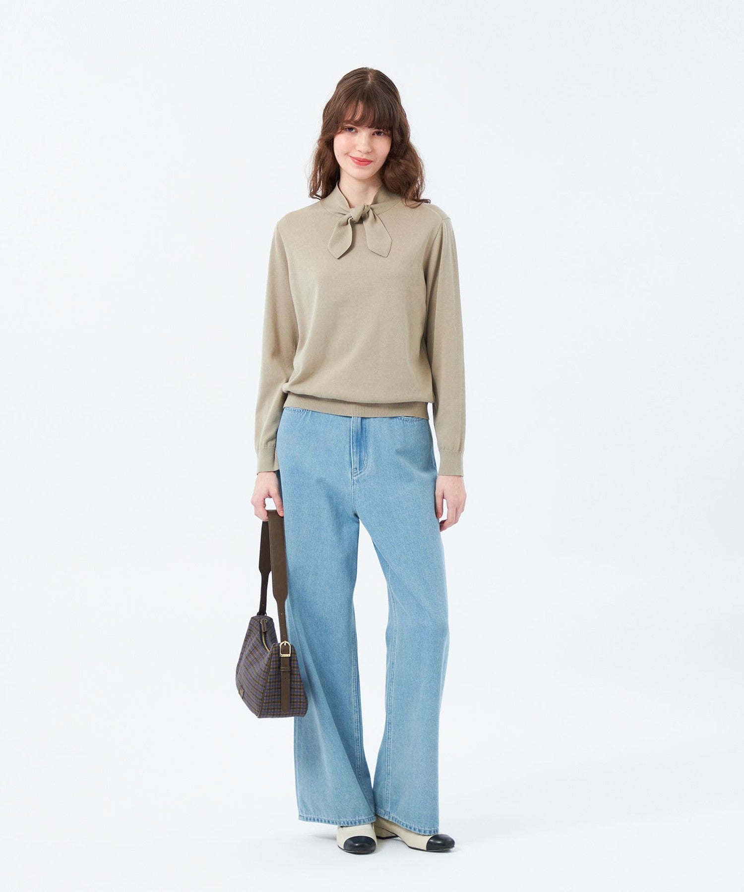 2301-H510260407__L,07,