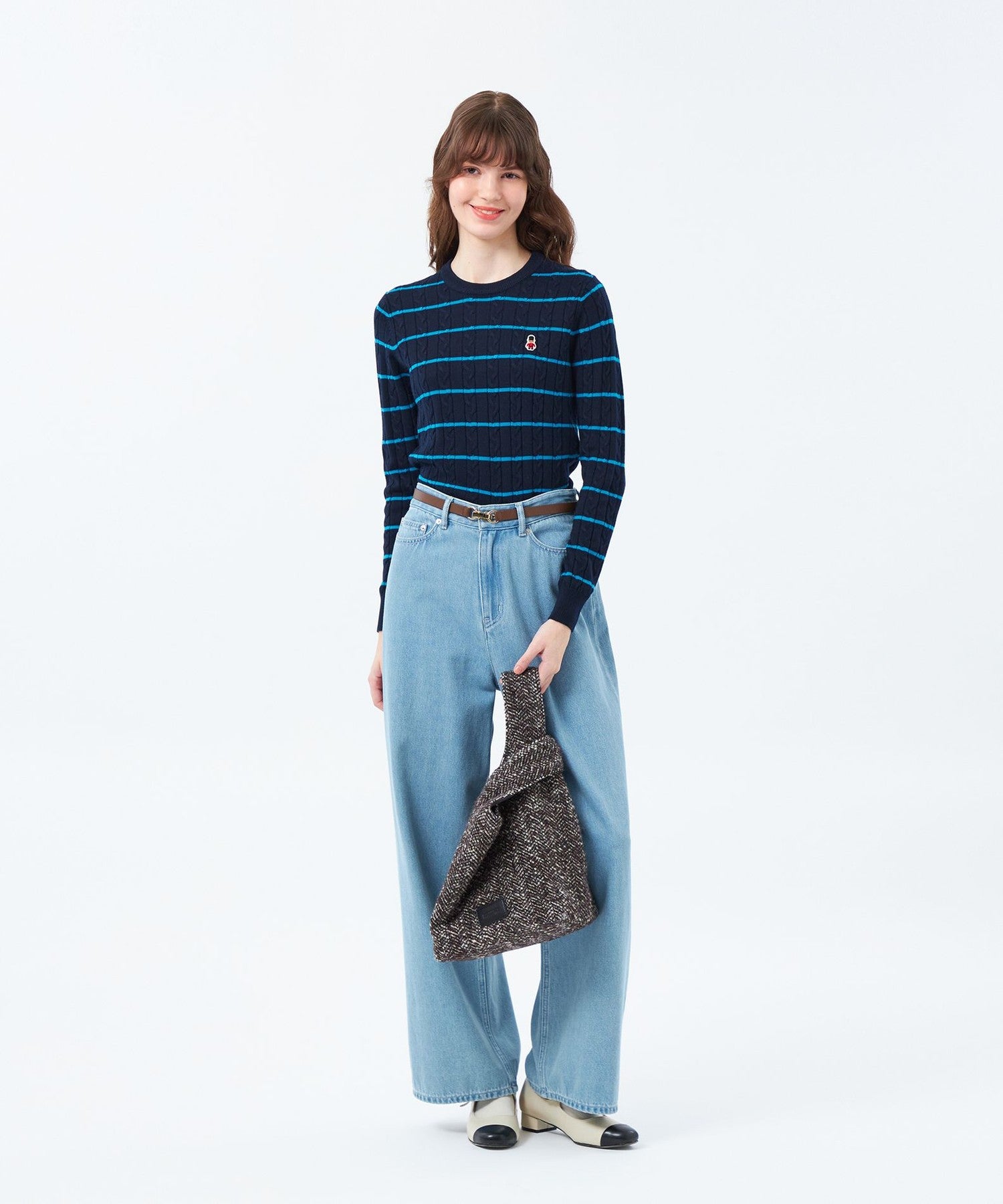 2301-H510261106__N,06,